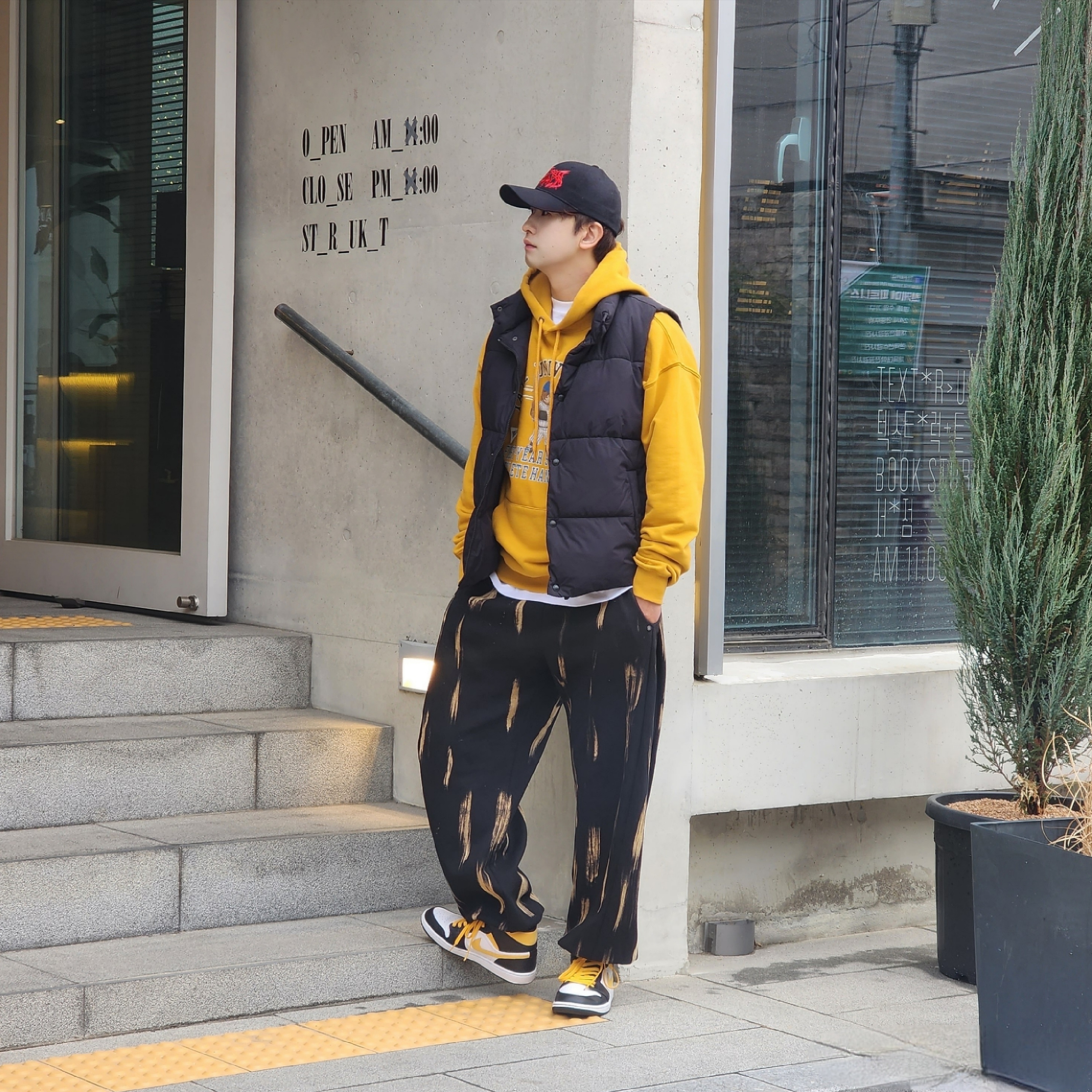 Jordan 1 Mid Pollen, (GS) Jordan 1 Mid Pollen 착용 스타일 - 2