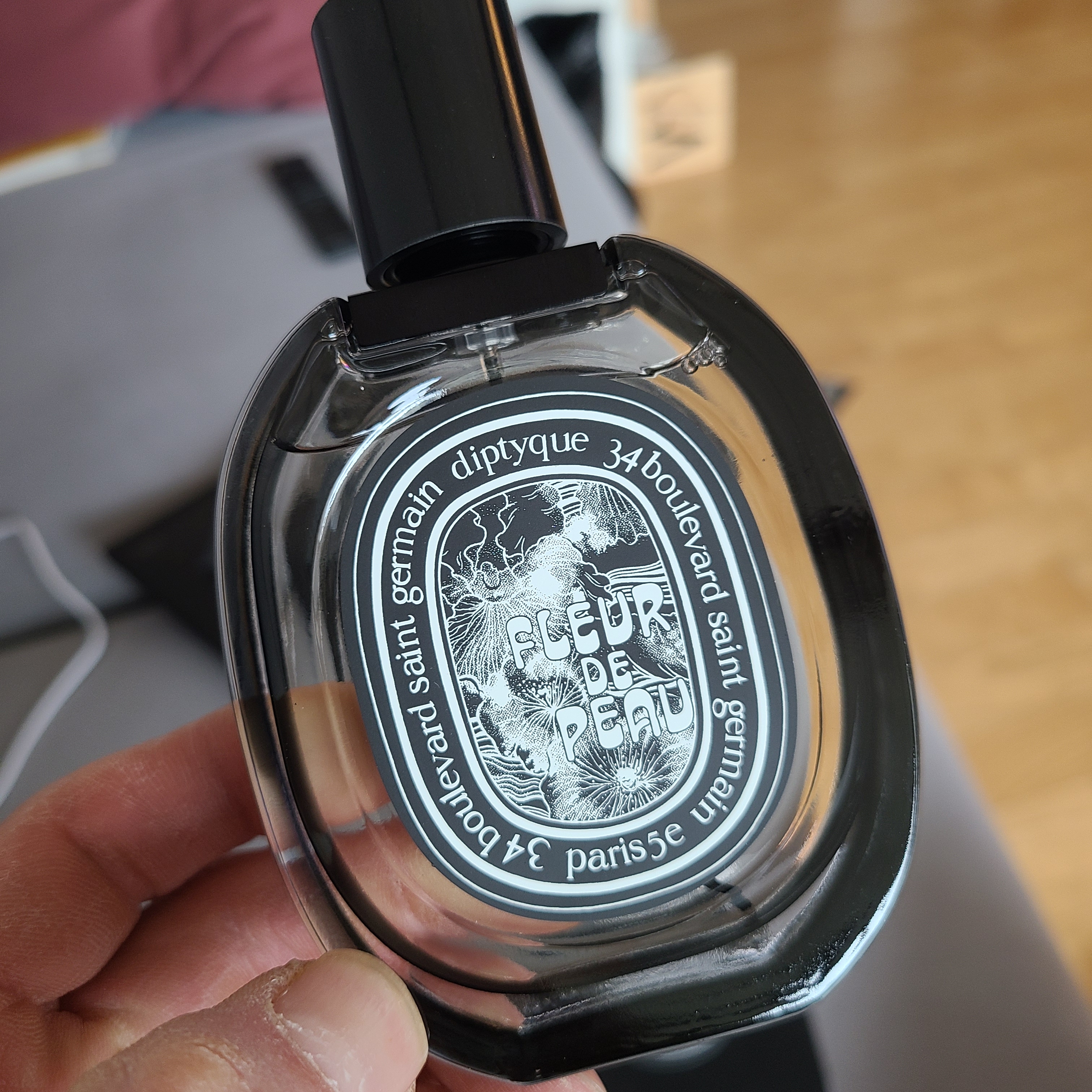 Diptyque Fleur De Peau Eau De Parfum 75ml 착용 스타일