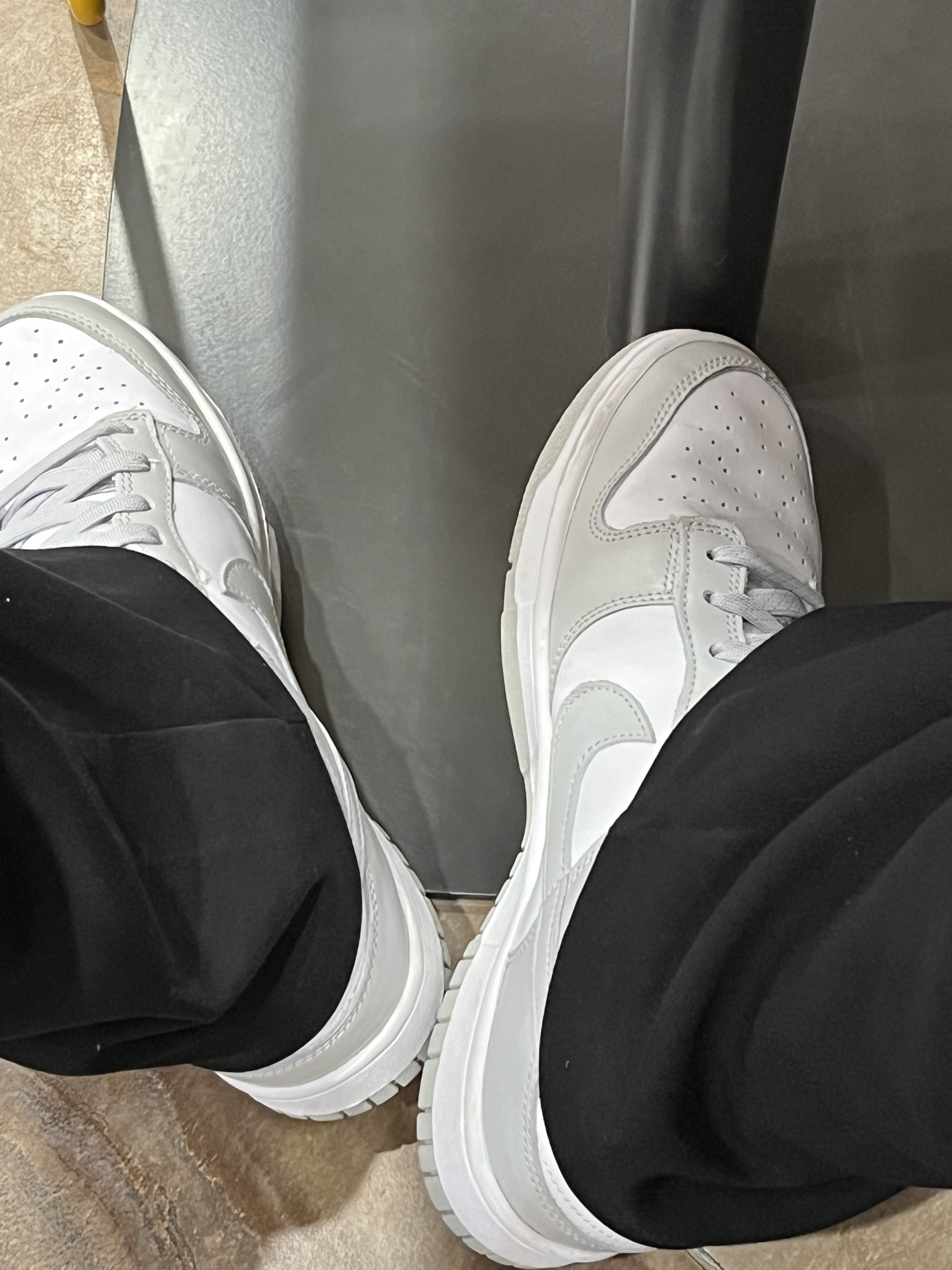 Nike Dunk Low Retro Grey Fog 착용 스타일