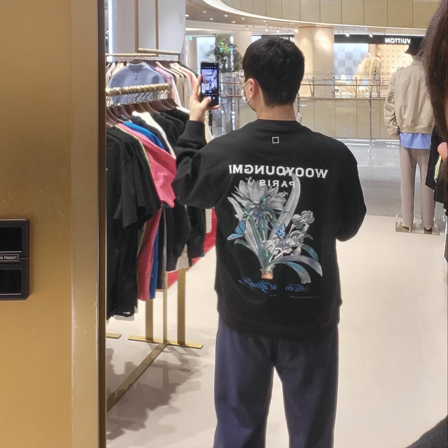 Wooyoungmi Flower Print Sweatshirt Black - 23SS, Jordan 3 Retro OG Black Cement 2018 착용 스타일 - 2
