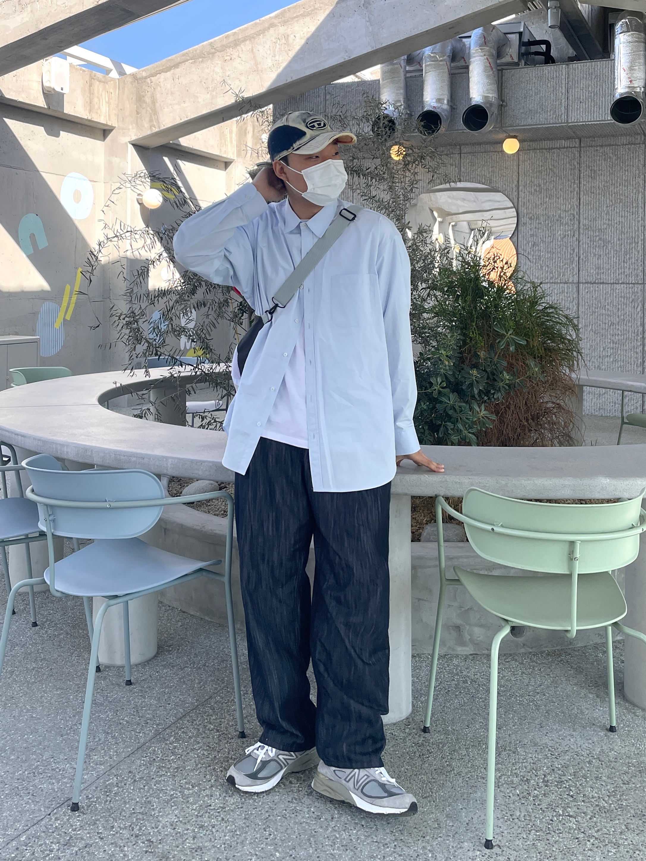 Diesel C-Seymon Treated Denim Baseball Cap Blue White, New Balance 990v5 Made in USA Grey - D Standard 착용 스타일 - 3