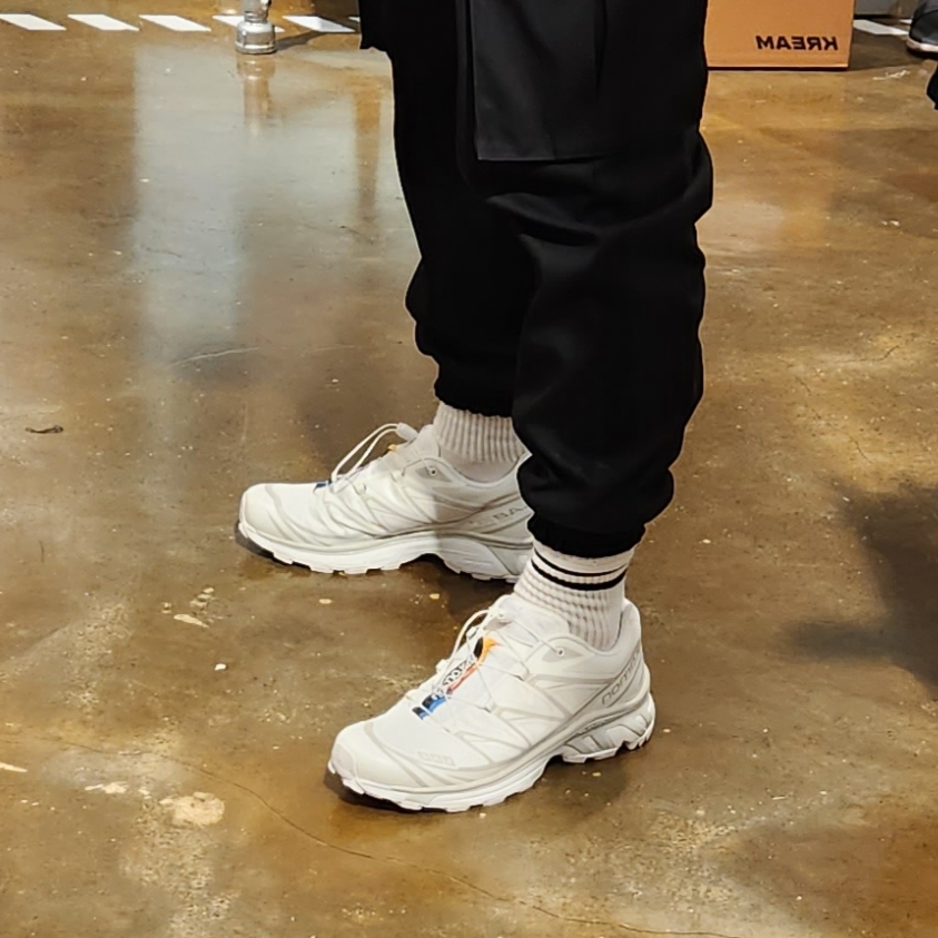 Salomon XT-6 ADV White 착용 스타일