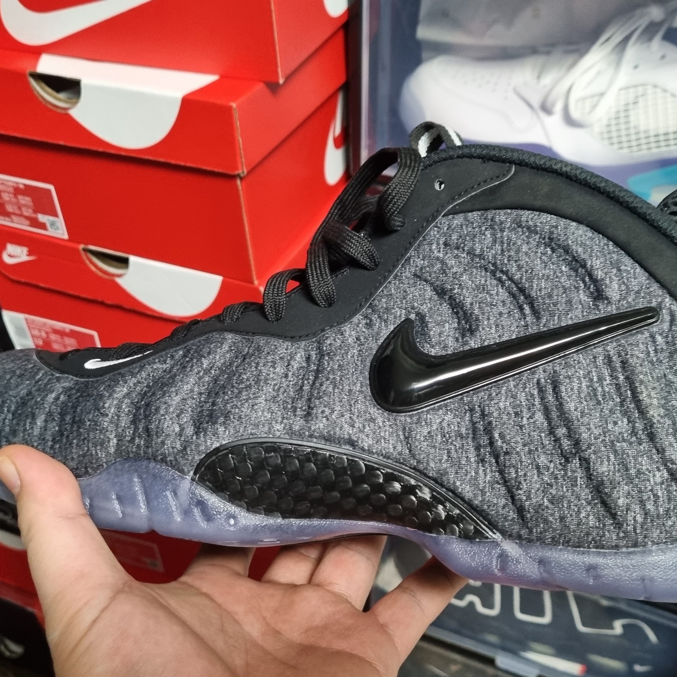 Nike Air Foamposite Pro Wool Fleece 착용 스타일