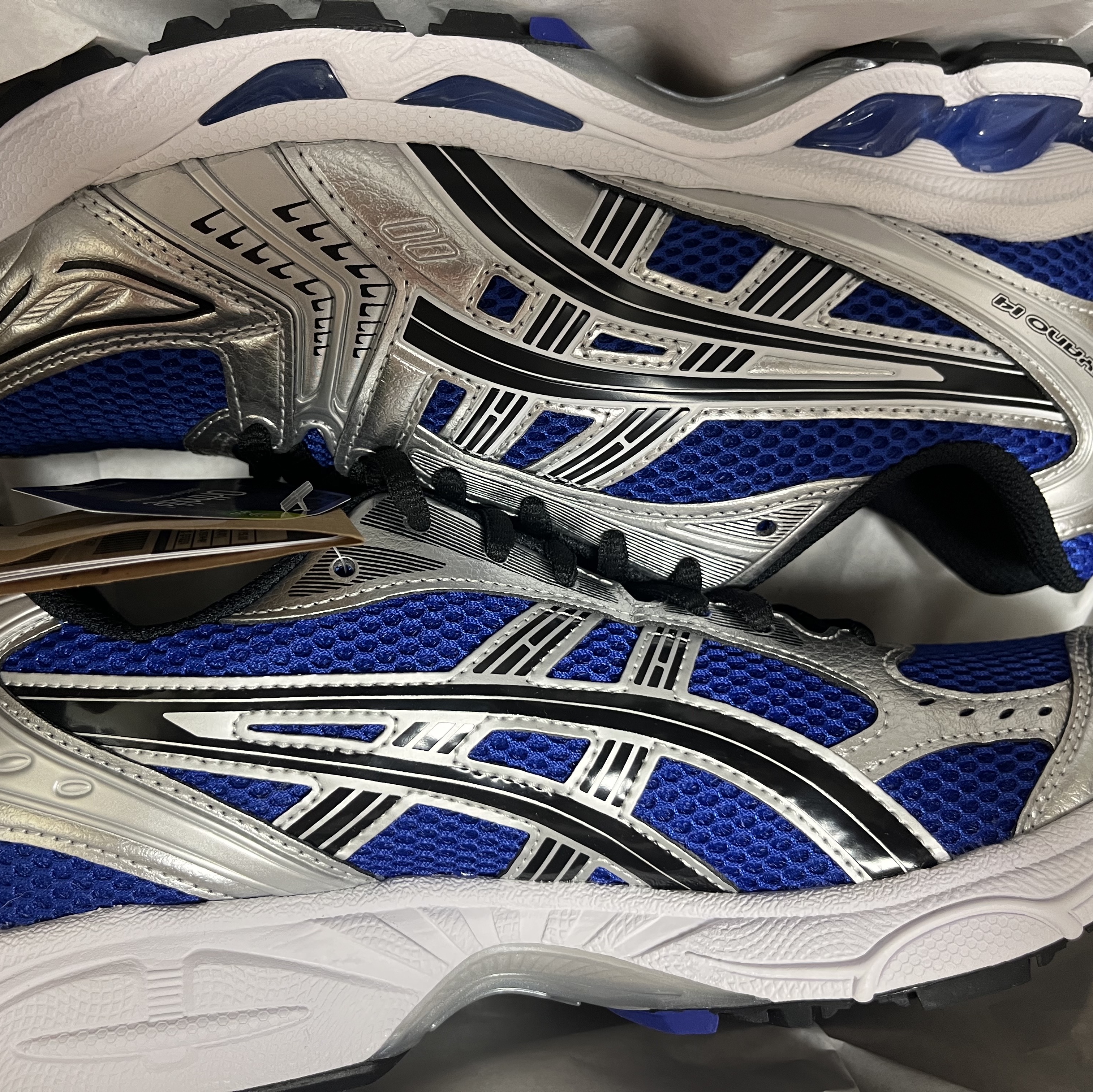 Asics Gel-Kayano 14 Monaco Blue Black 착용 스타일