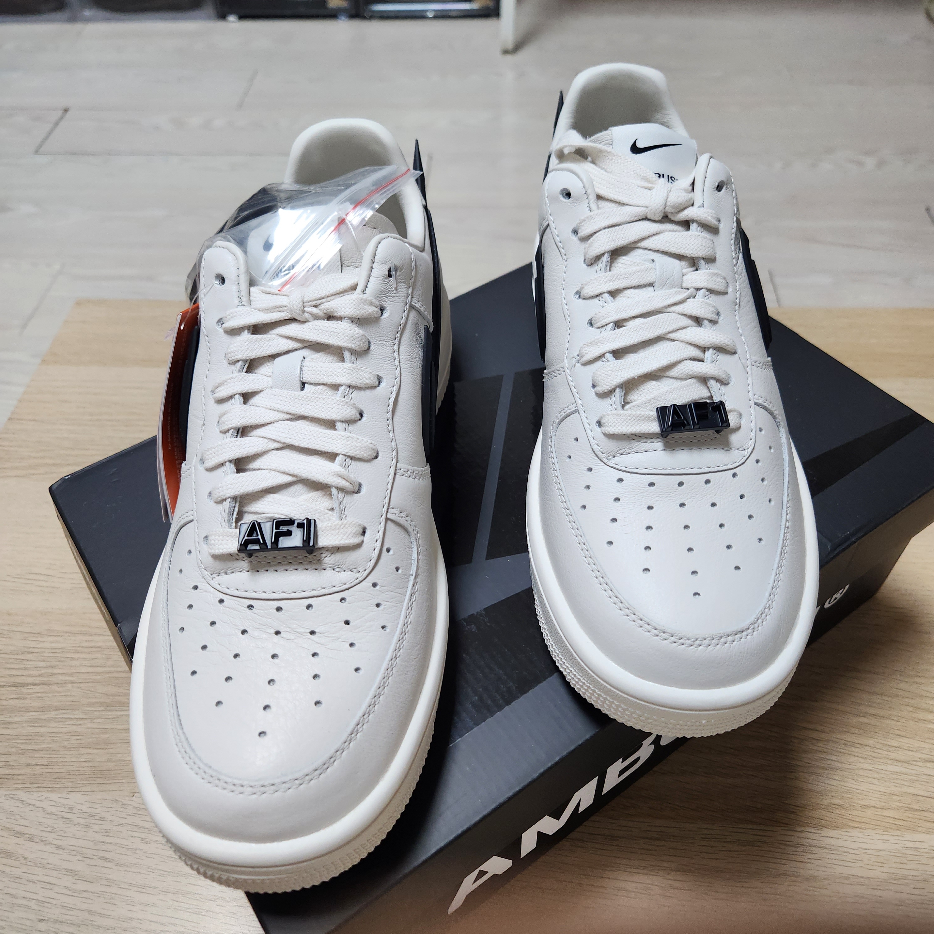 Nike x Ambush Air Force 1 Low SP Phantom 착용 스타일 - 5