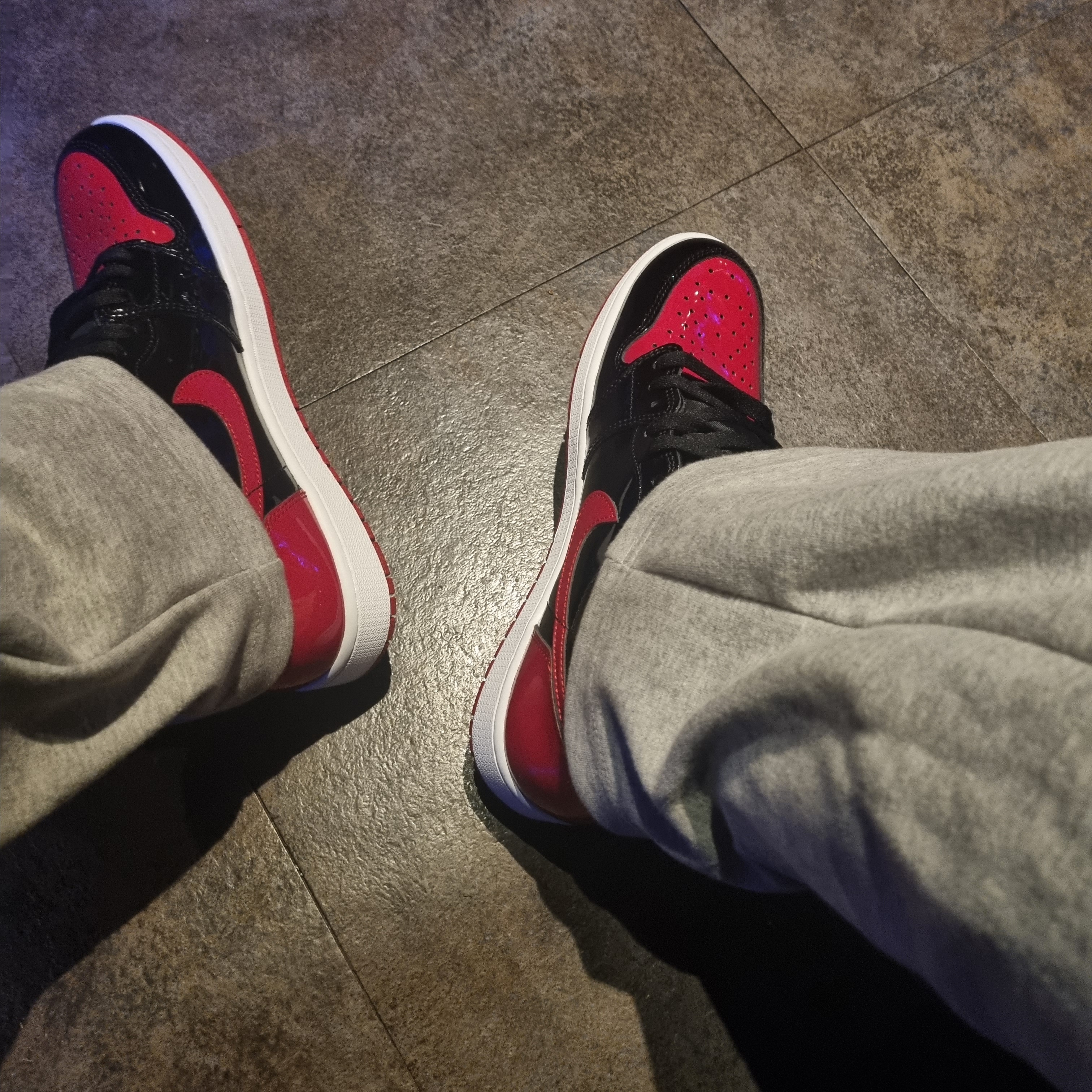 Jordan 1 Retro High OG Patent Bred 착용 스타일