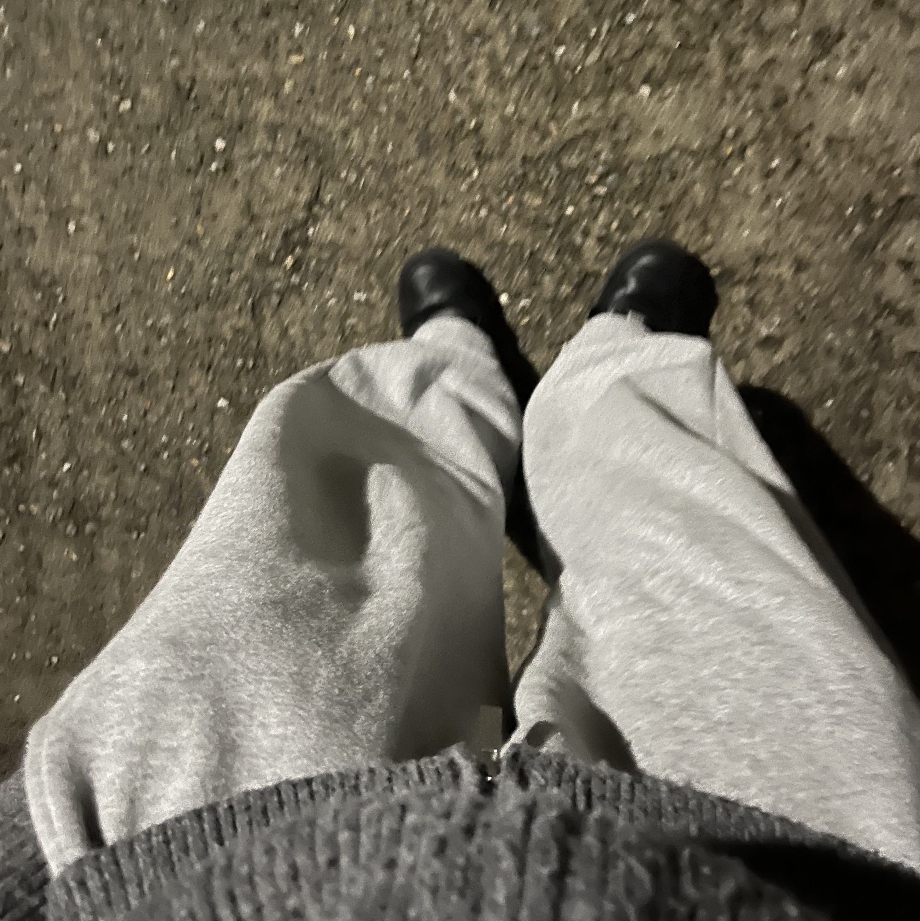 Asics Jog 100 S Sheet Rock - 2E Wide, Essentials 1977 Hoodie Iron - 22SS 착용 스타일 - 3