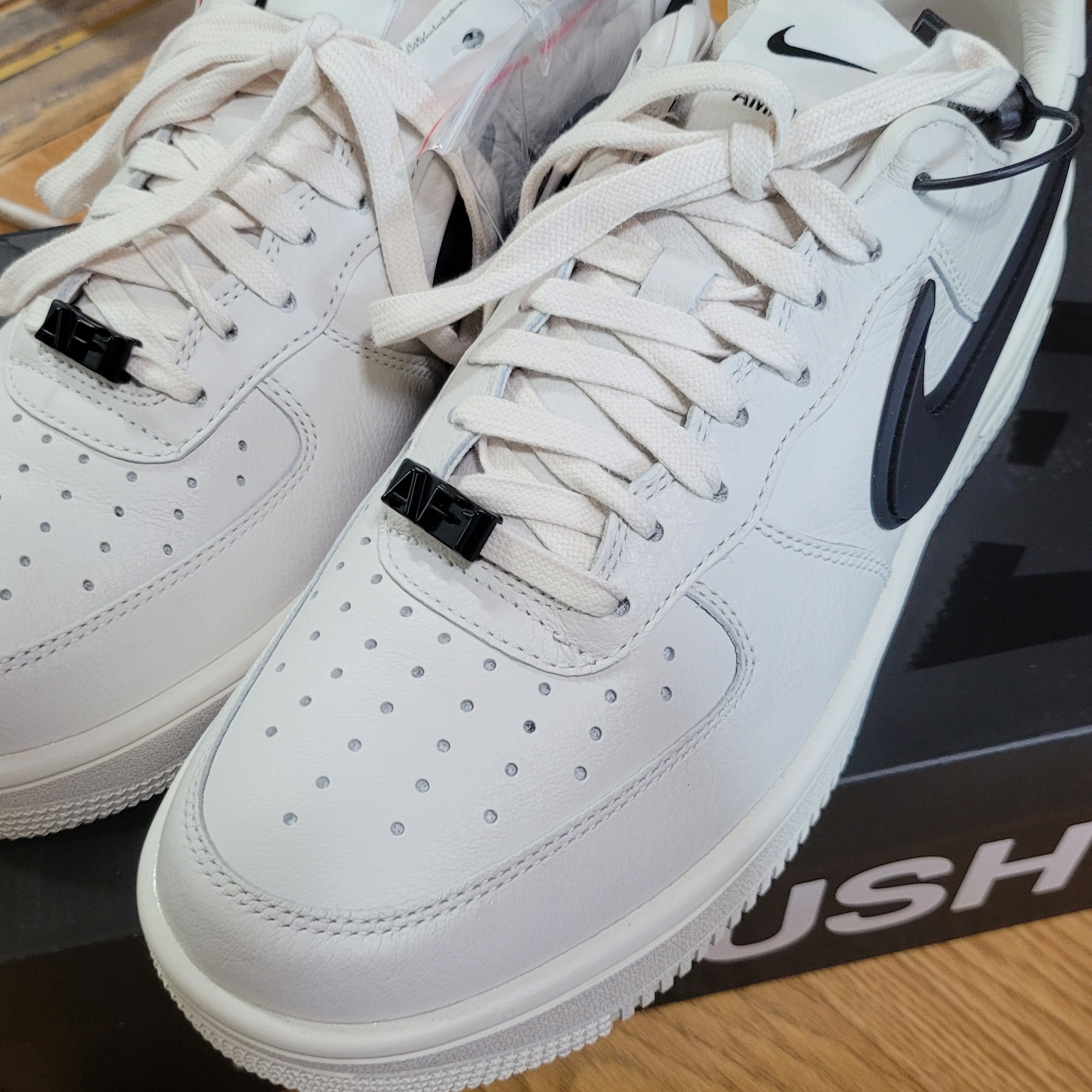 Nike x Ambush Air Force 1 Low SP Phantom 착용 스타일