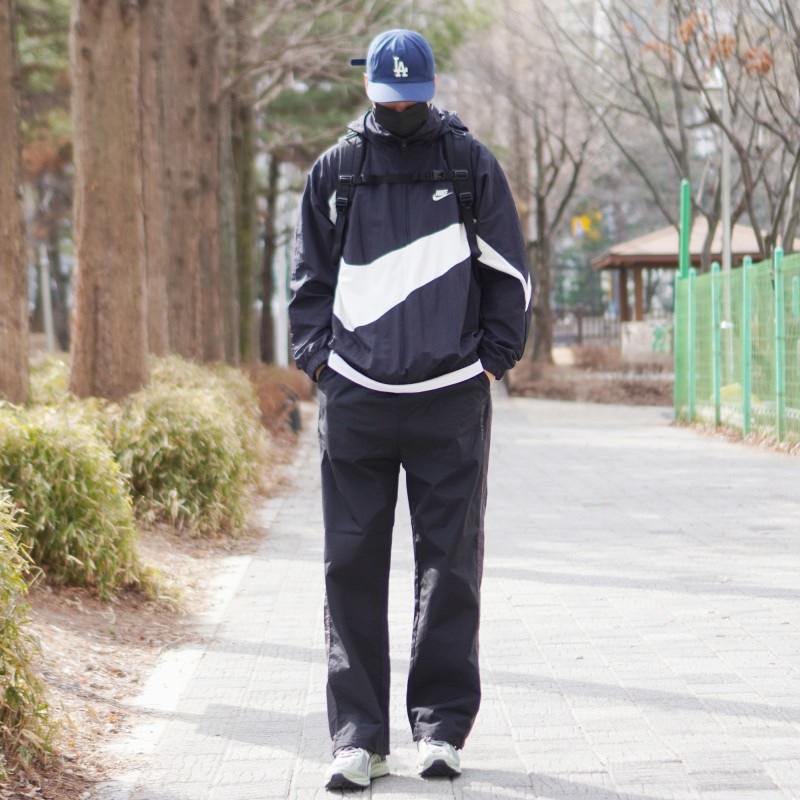 Nike NSW Big Swoosh Woven Jacket Black - Asia, Asics Jog 100 S Sheet Rock - 2E Wide 착용 스타일 - 2