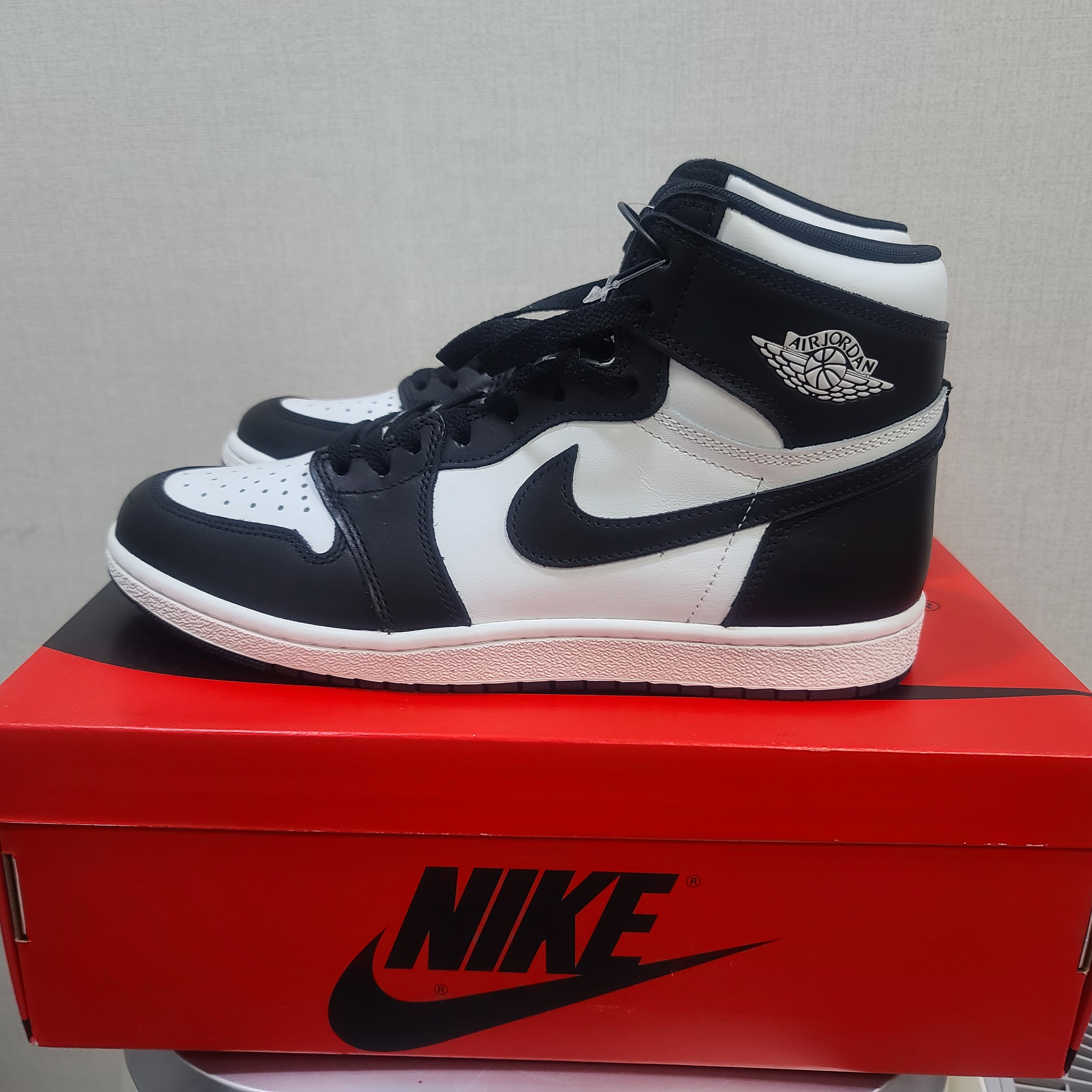 Jordan 1 High 85 Black White 착용 스타일