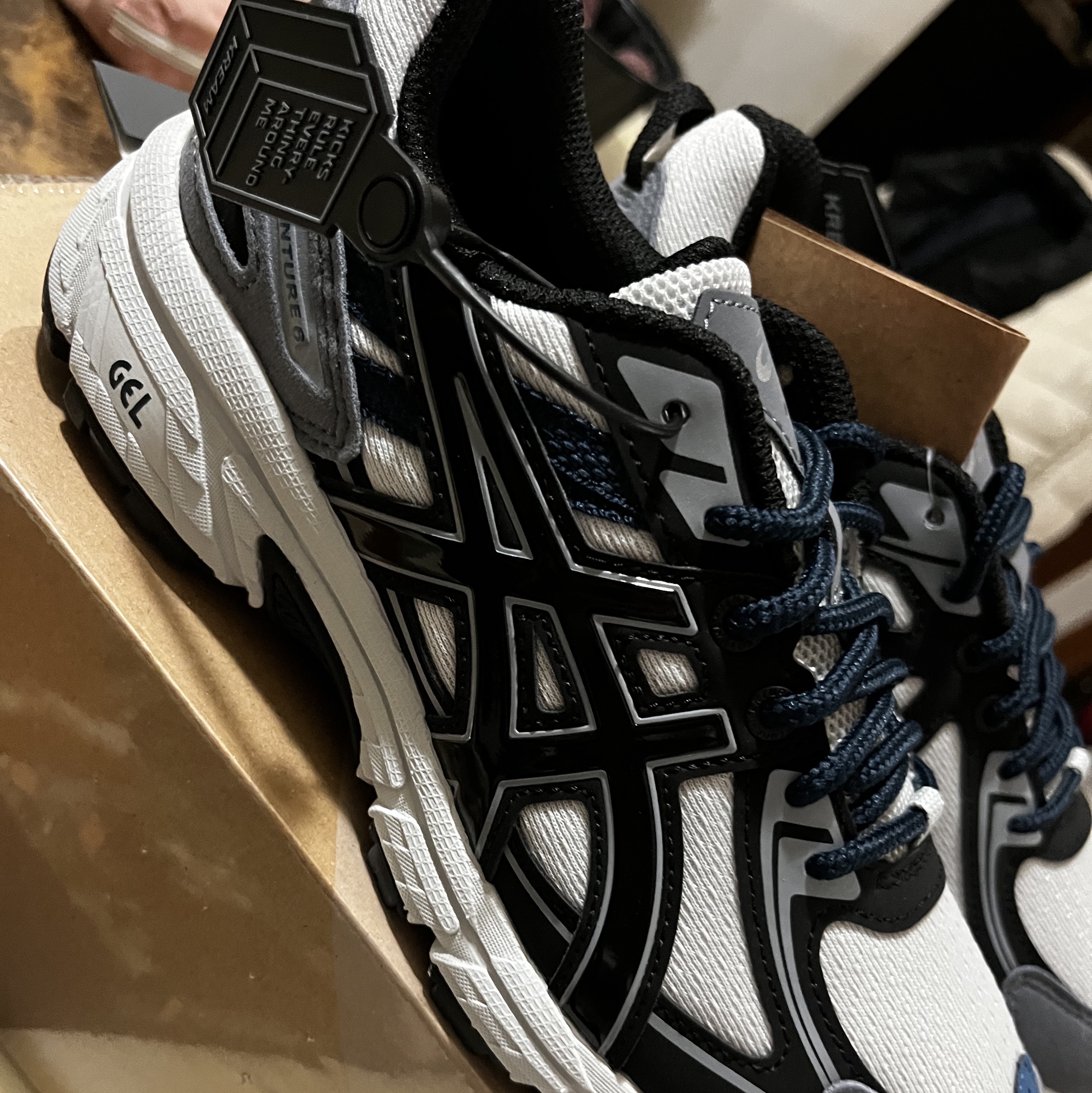 Asics Gel-Venture 6 SPS Glacier Grey 착용 스타일 - 1