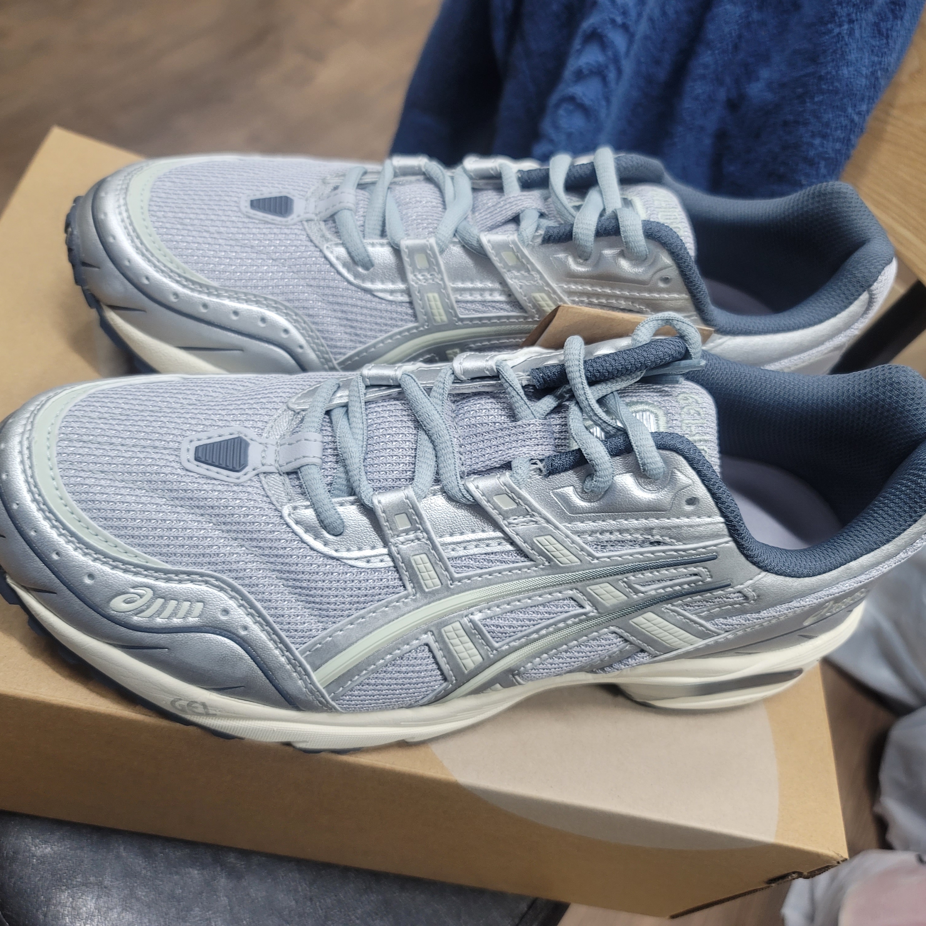 Asics Gel-1090 Piedmont Grey 착용 스타일 - 3