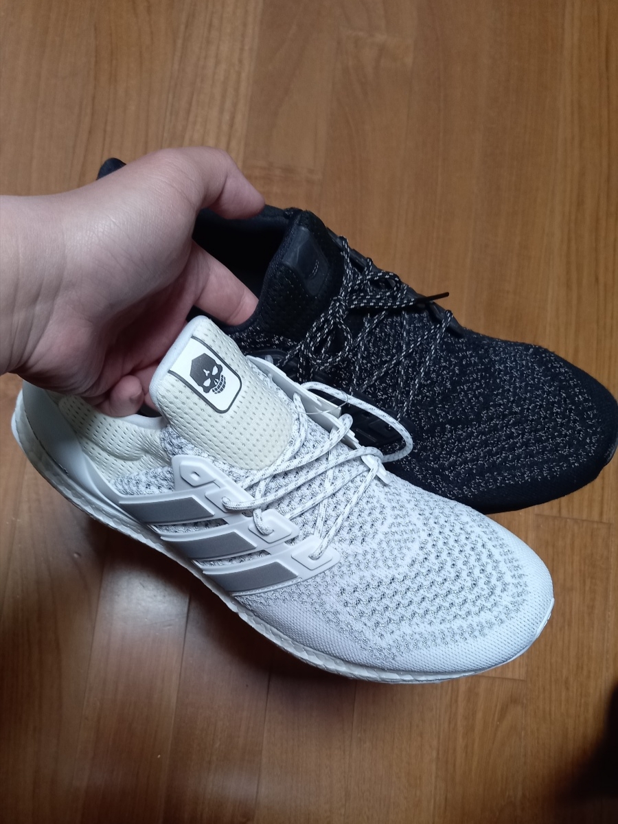 Adidas x Show Me The Money Ultraboost 1.0 White, Adidas x Show Me The Money Ultraboost 1.0 Black 착용 스타일 - 3