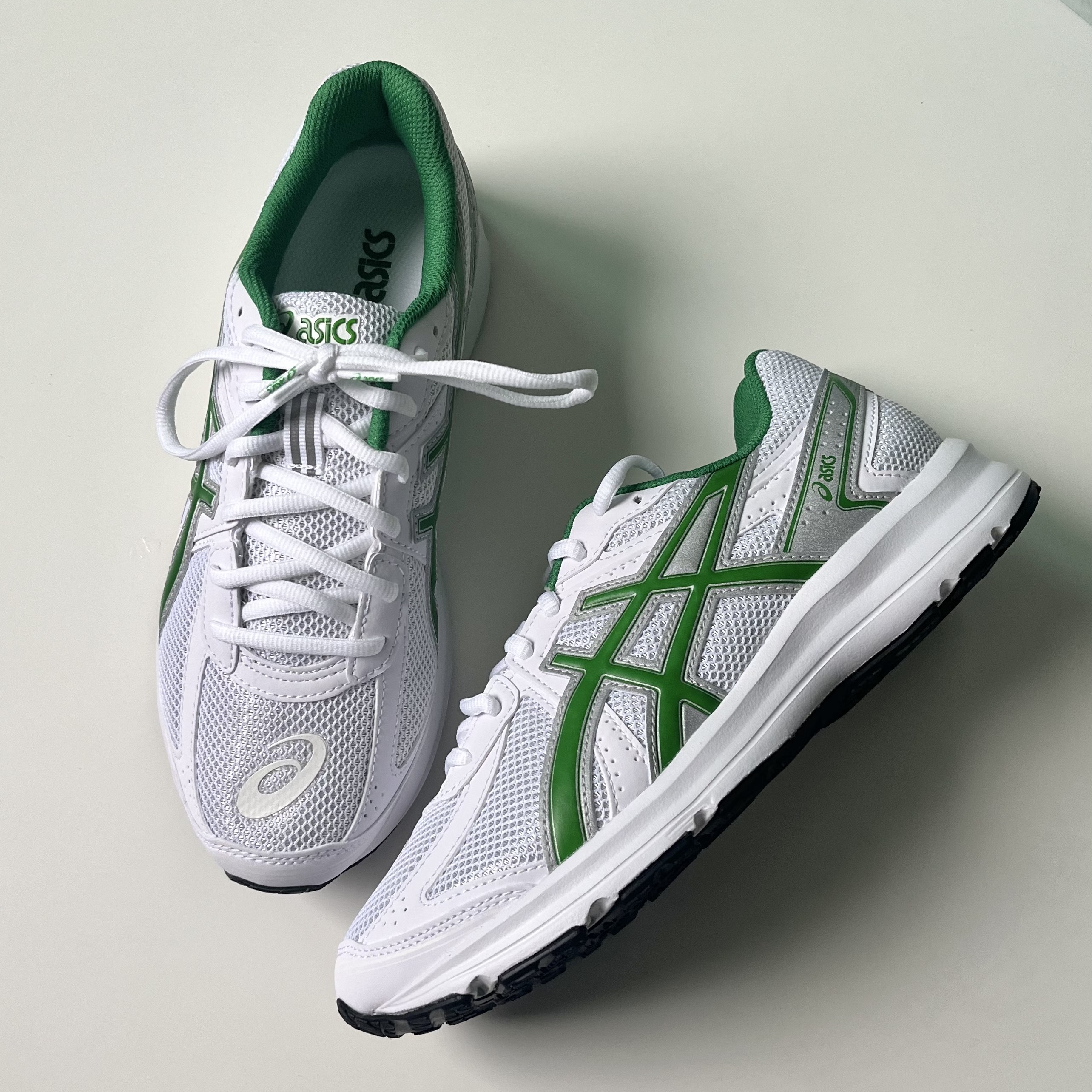 Asics Jog 100 S White Green - 2E Wide 착용 스타일 - 1