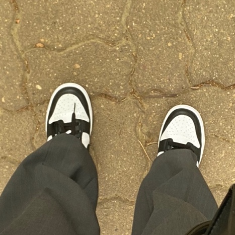 (GS) Nike Dunk Low Black 착용 스타일