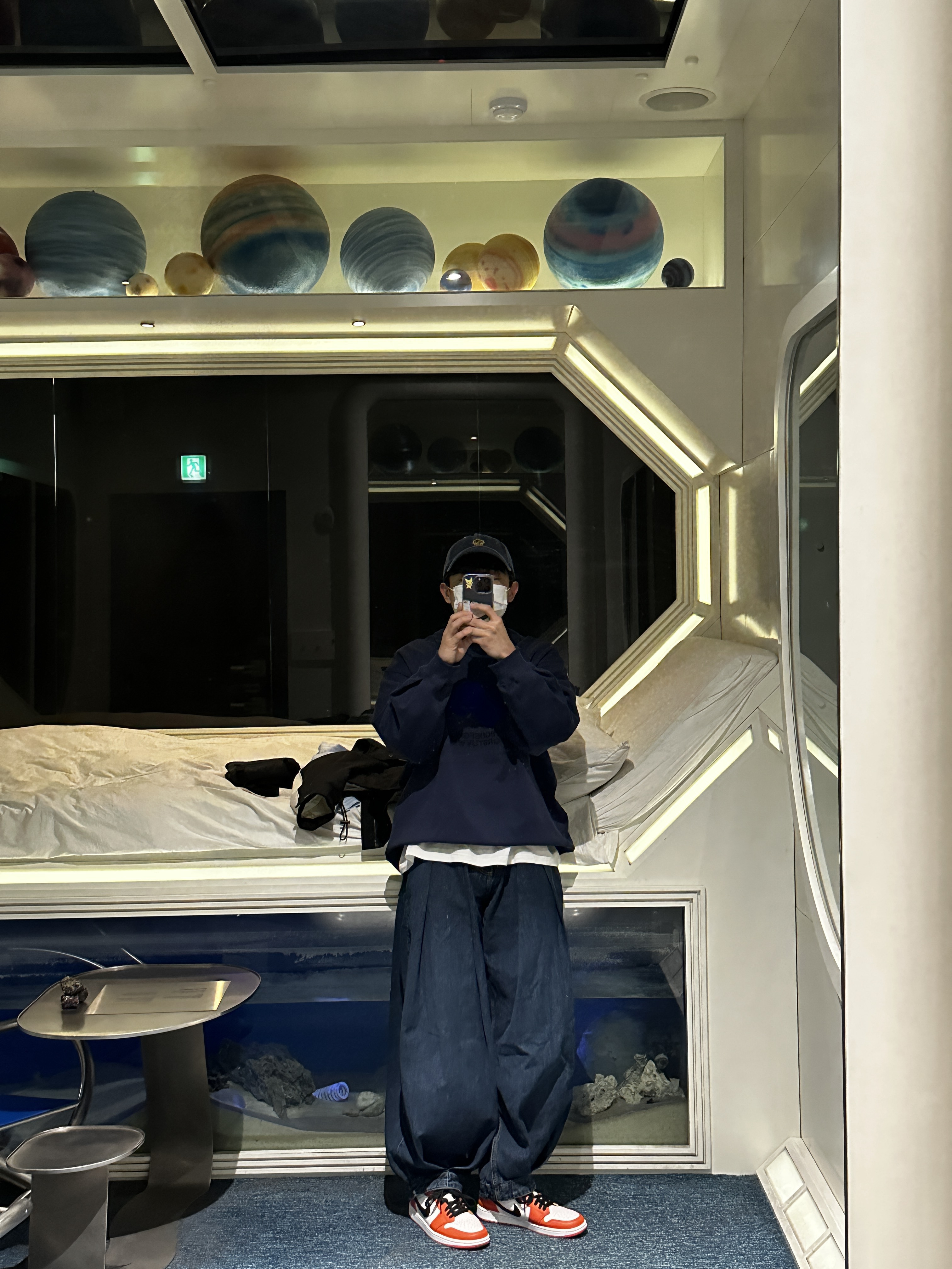 (W) Jordan 1 Low OG Starfish, Zara x Ader Error Wide Leg Jeans Blue 착용 스타일 - 2