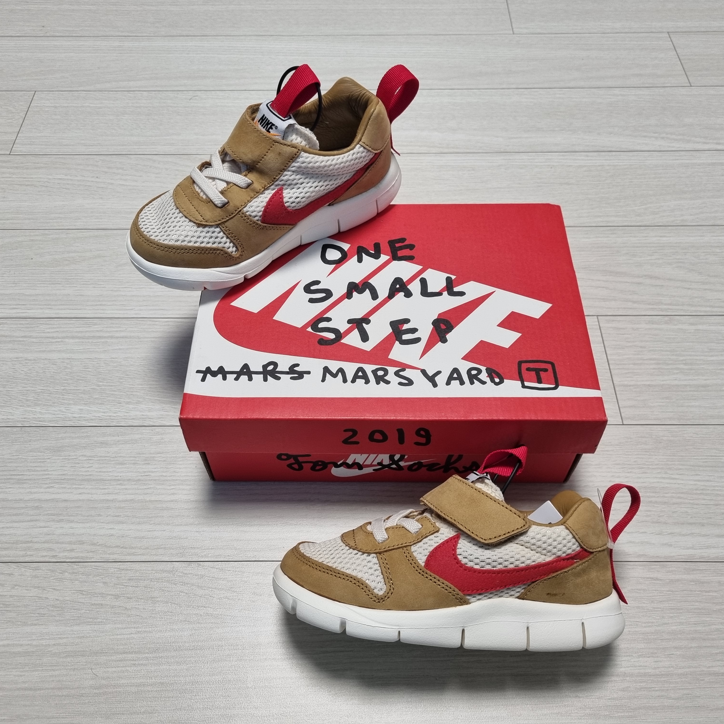 (TD) Nike x Tom Sachs Mars Yard 착용 스타일 - 1