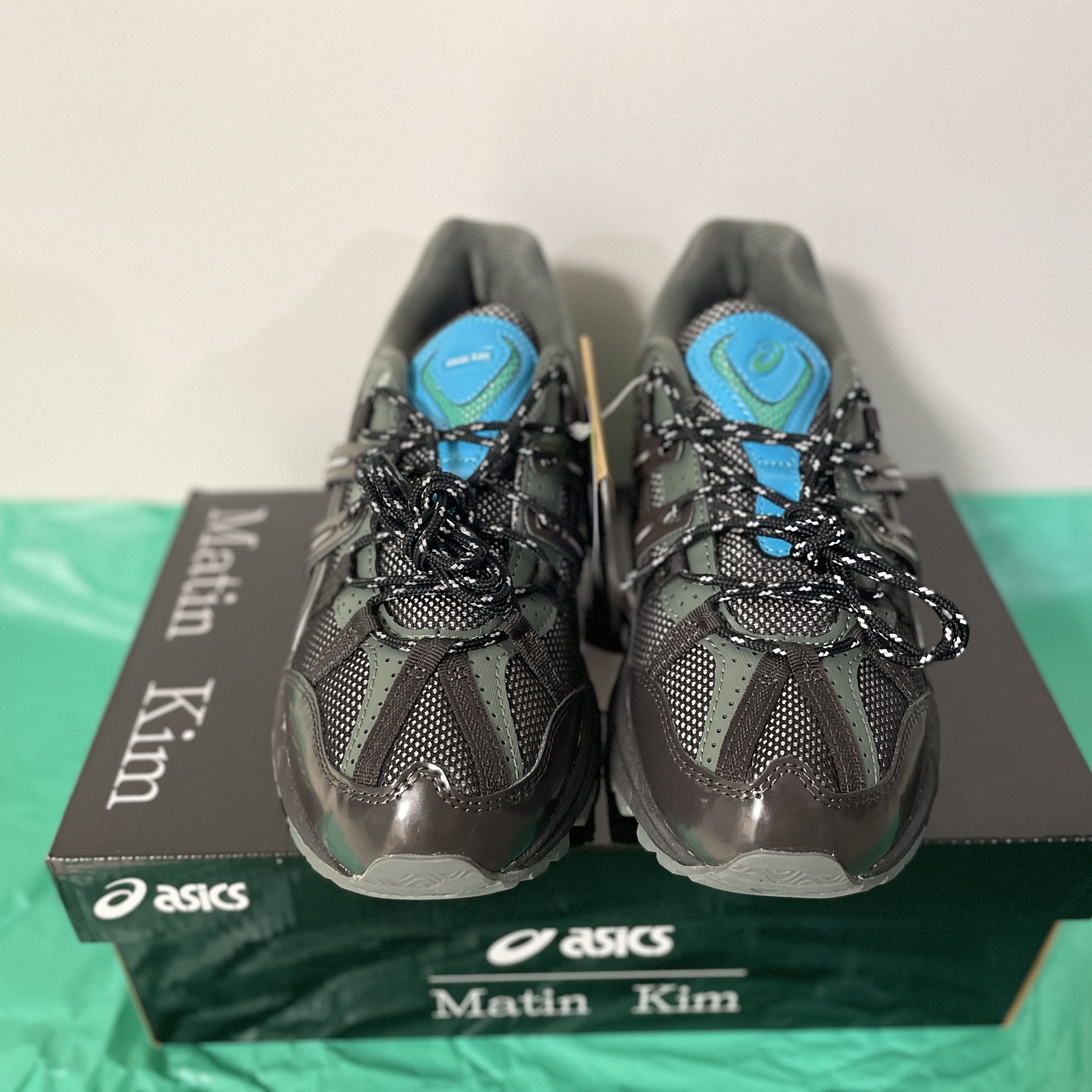(W) Asics x Matin Kim Gel-Sonoma 15-50 Black Pure Silver 착용 스타일 - 3
