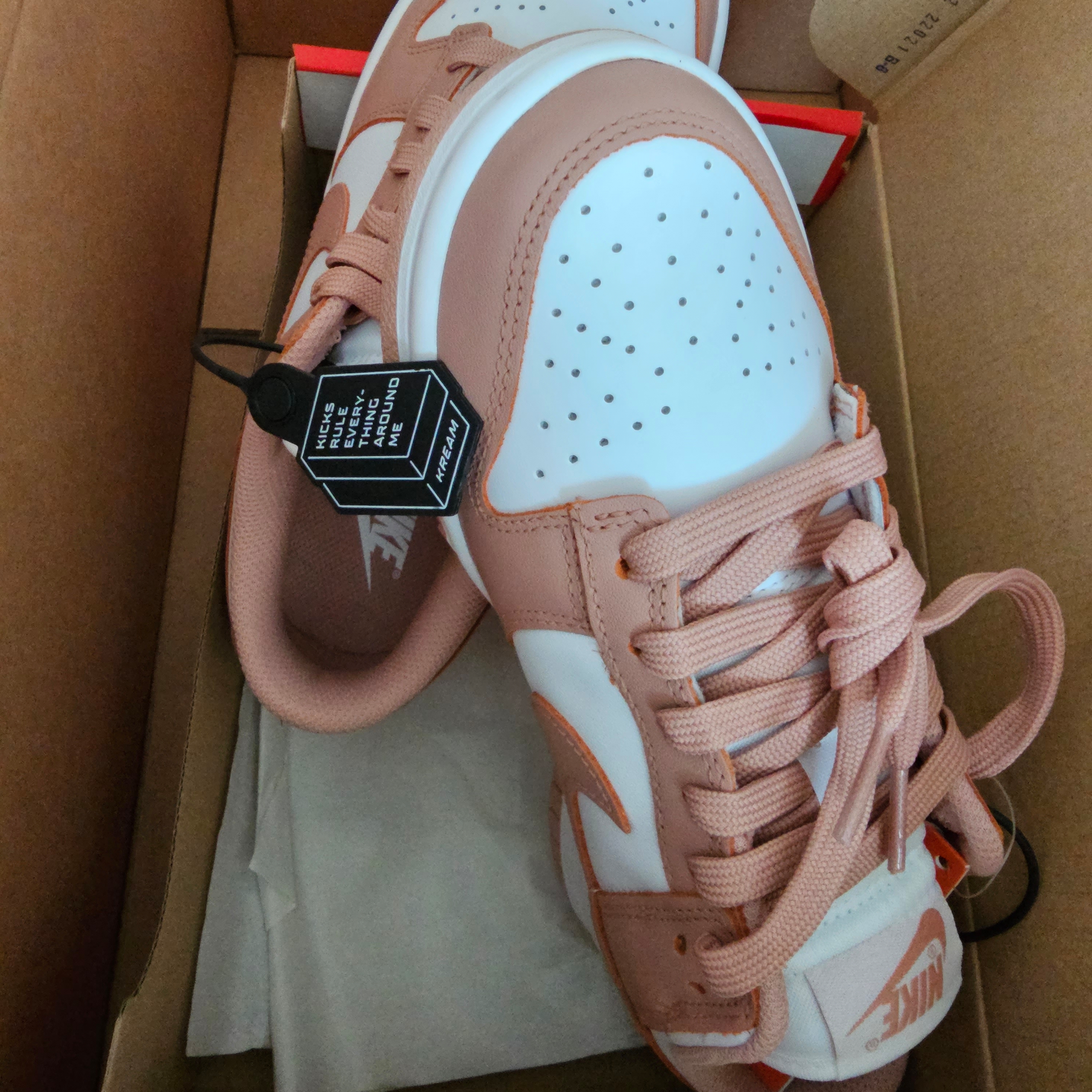 (W) Nike Dunk Low Rose Whisper 착용 스타일