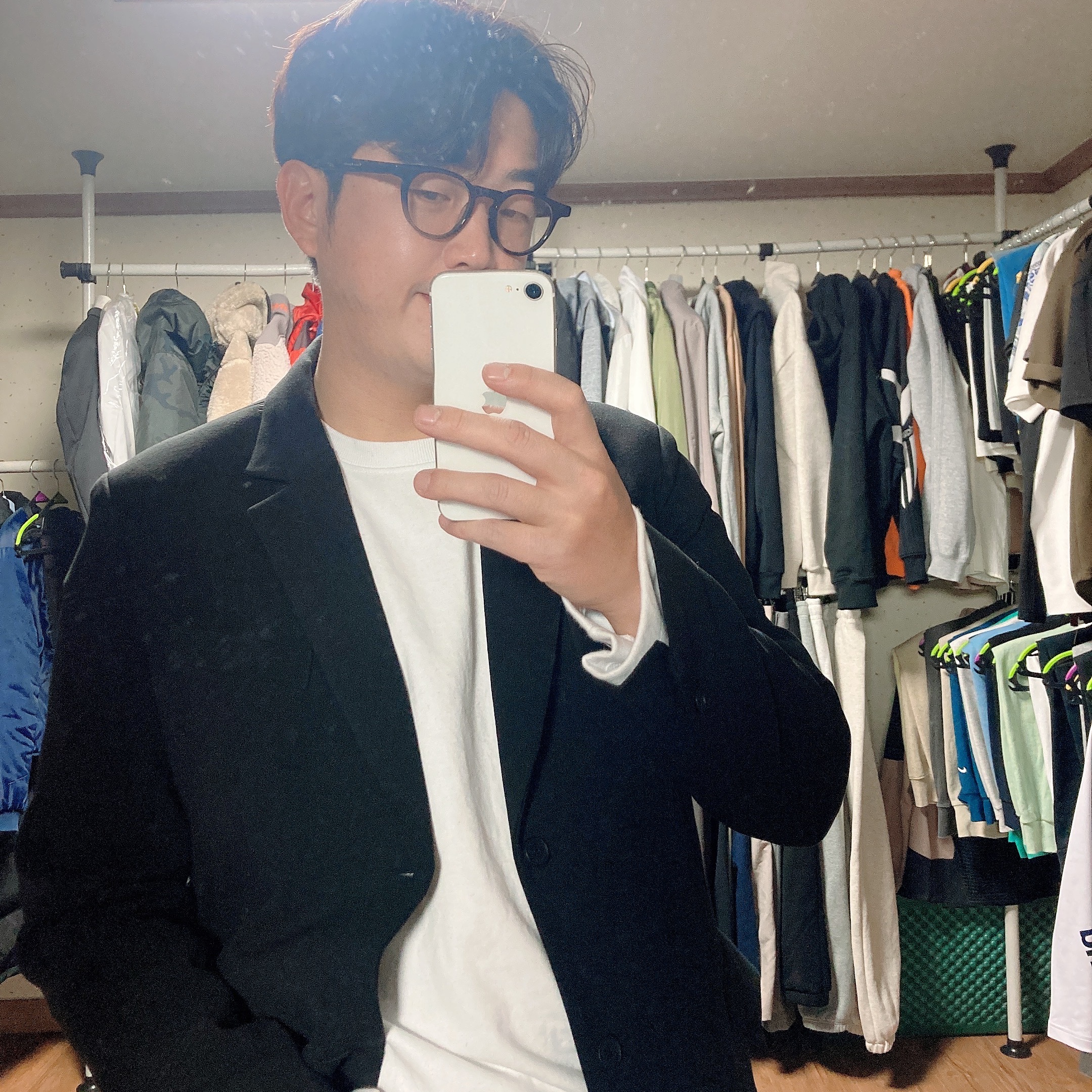 Gentle Monster x Maison Margiela MM009 Clear Black 착용 스타일 - 2