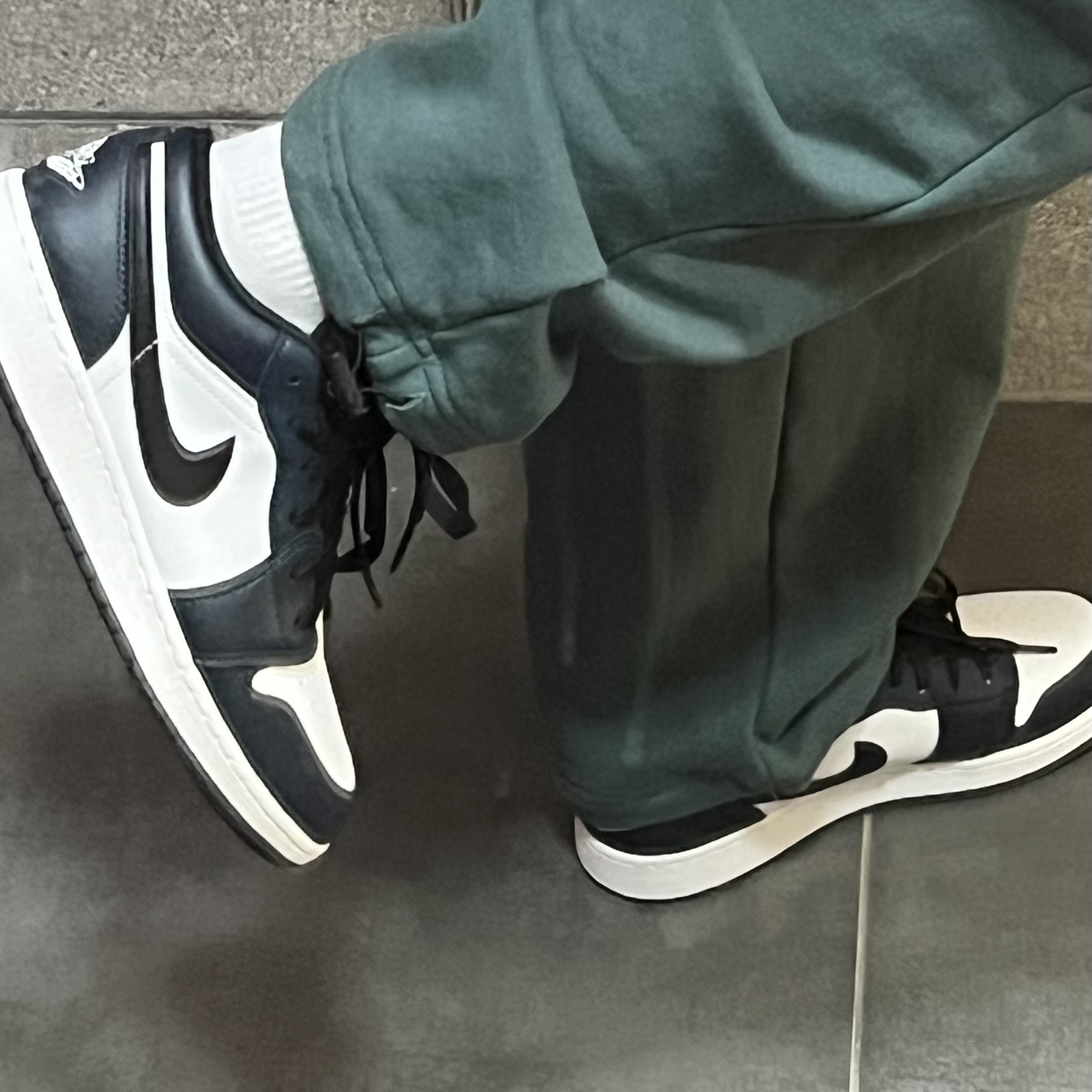 (GS) Jordan 1 Low Armory Navy 착용 스타일 - 2