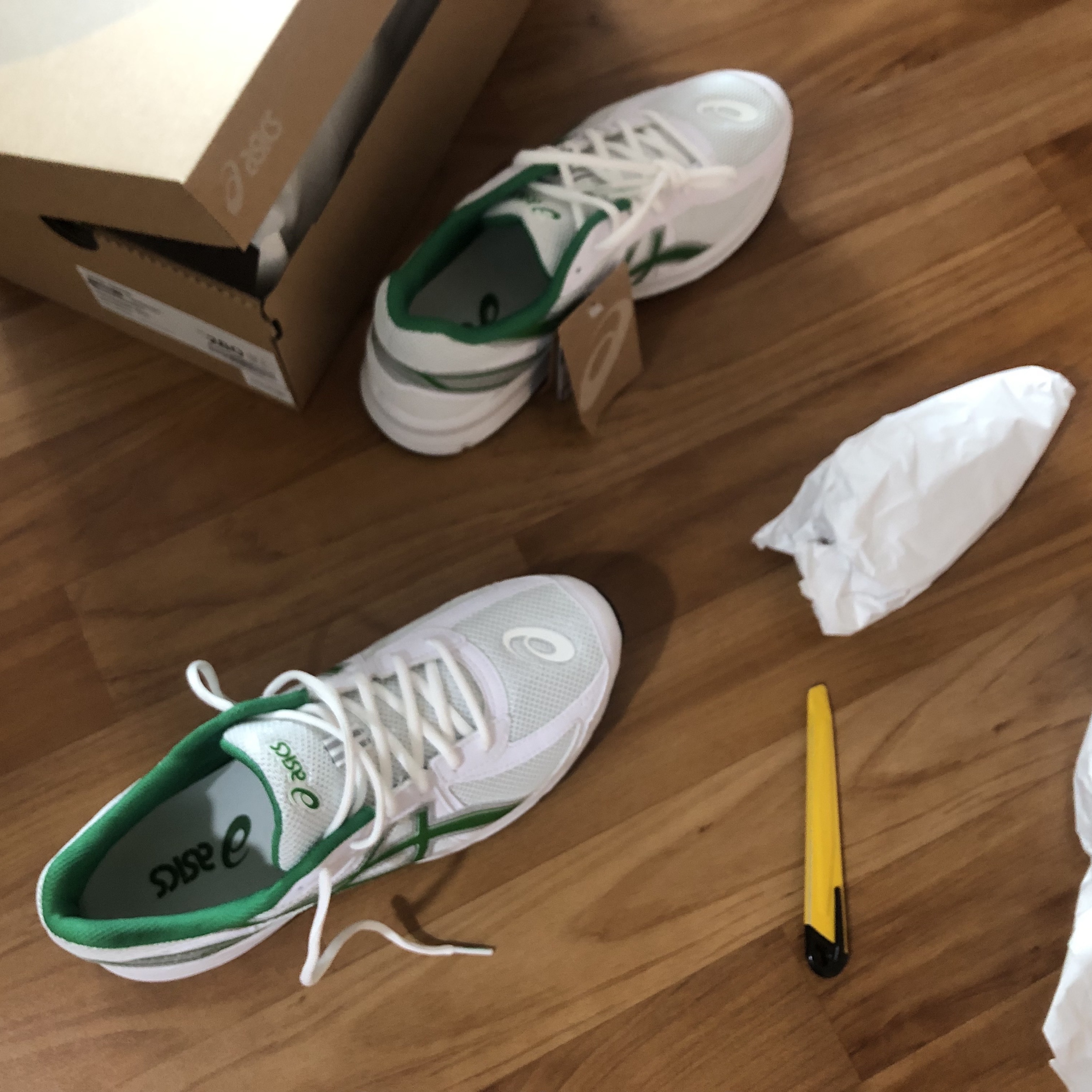 Asics Jog 100 S White Green - 2E Wide 착용 스타일