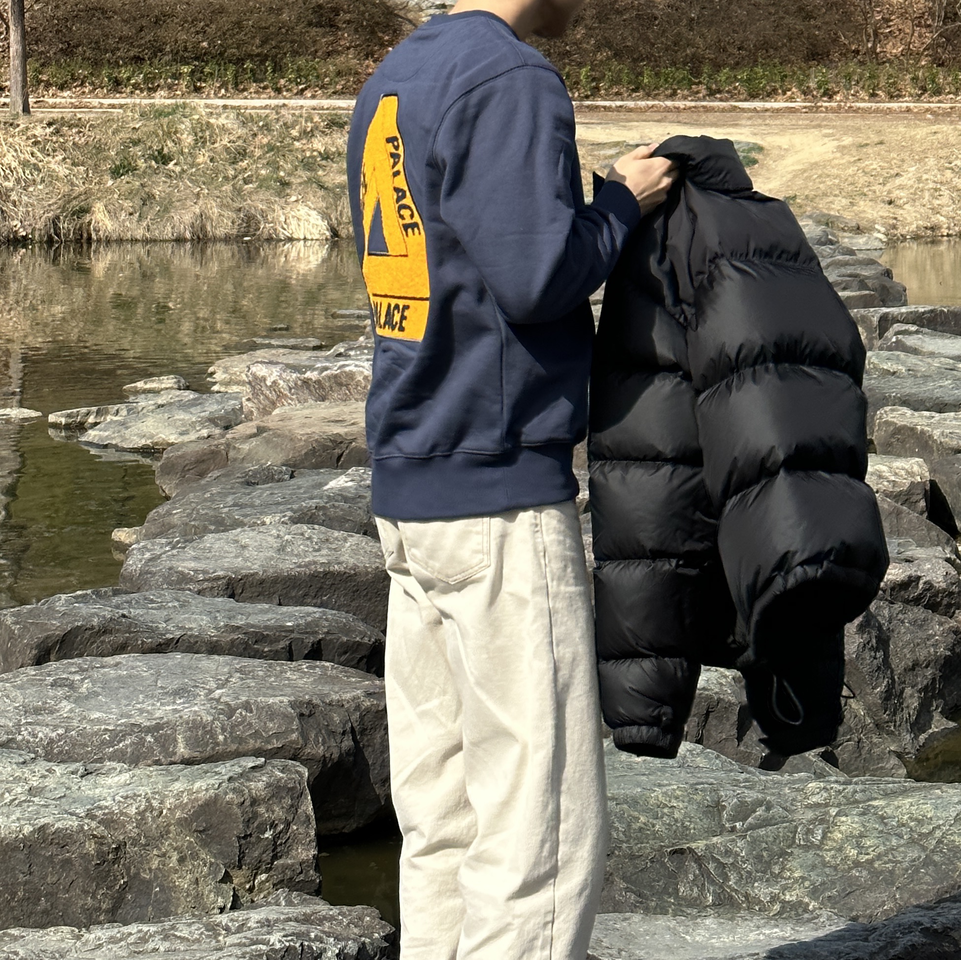 Adidas x Kith Samba OG Classics Program, The North Face 1996 Retro Nuptse Down Jacket TNF Black 착용 스타일 - 2
