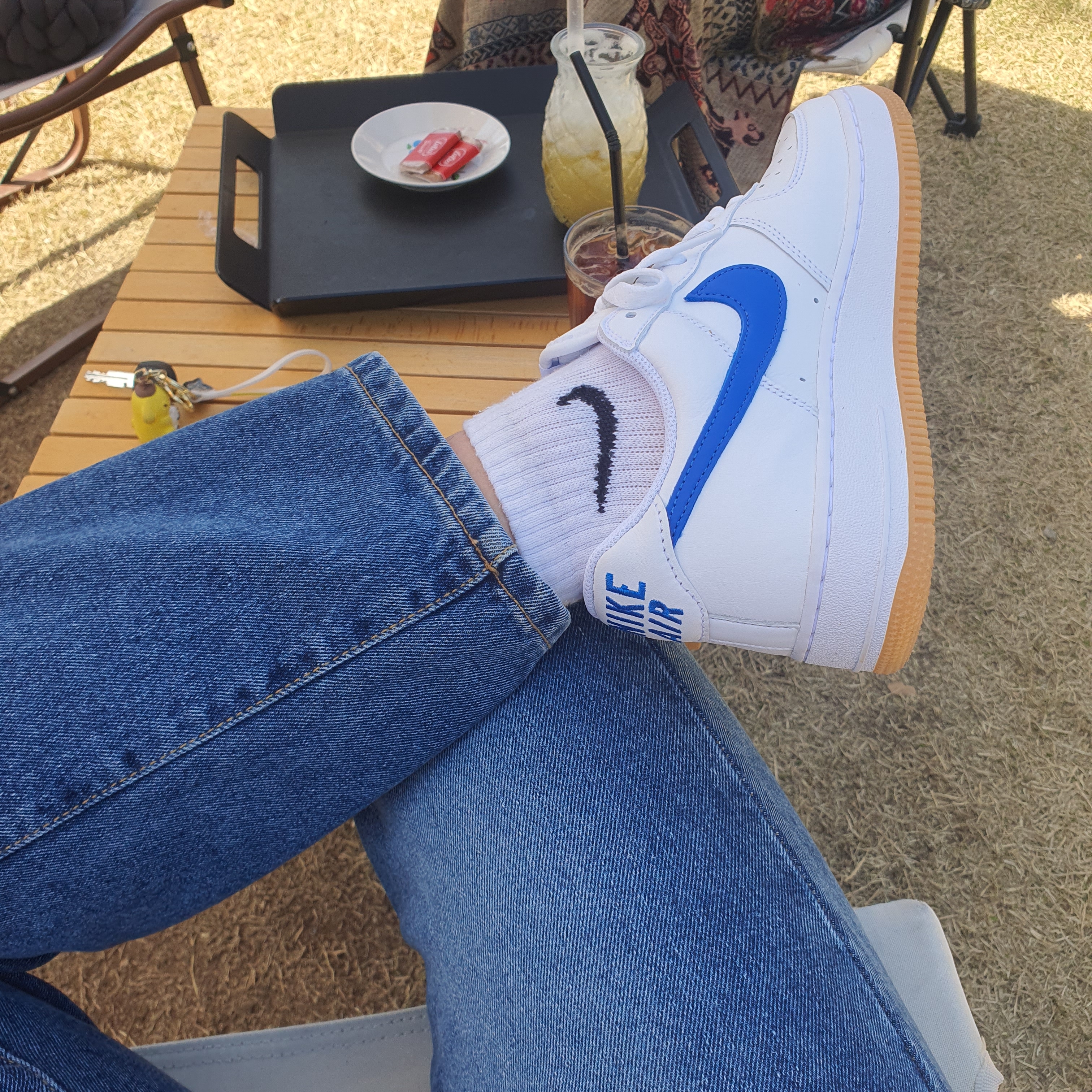 Nike Air Force 1 Low Retro Color of the Month Varsity Royal 착용 스타일