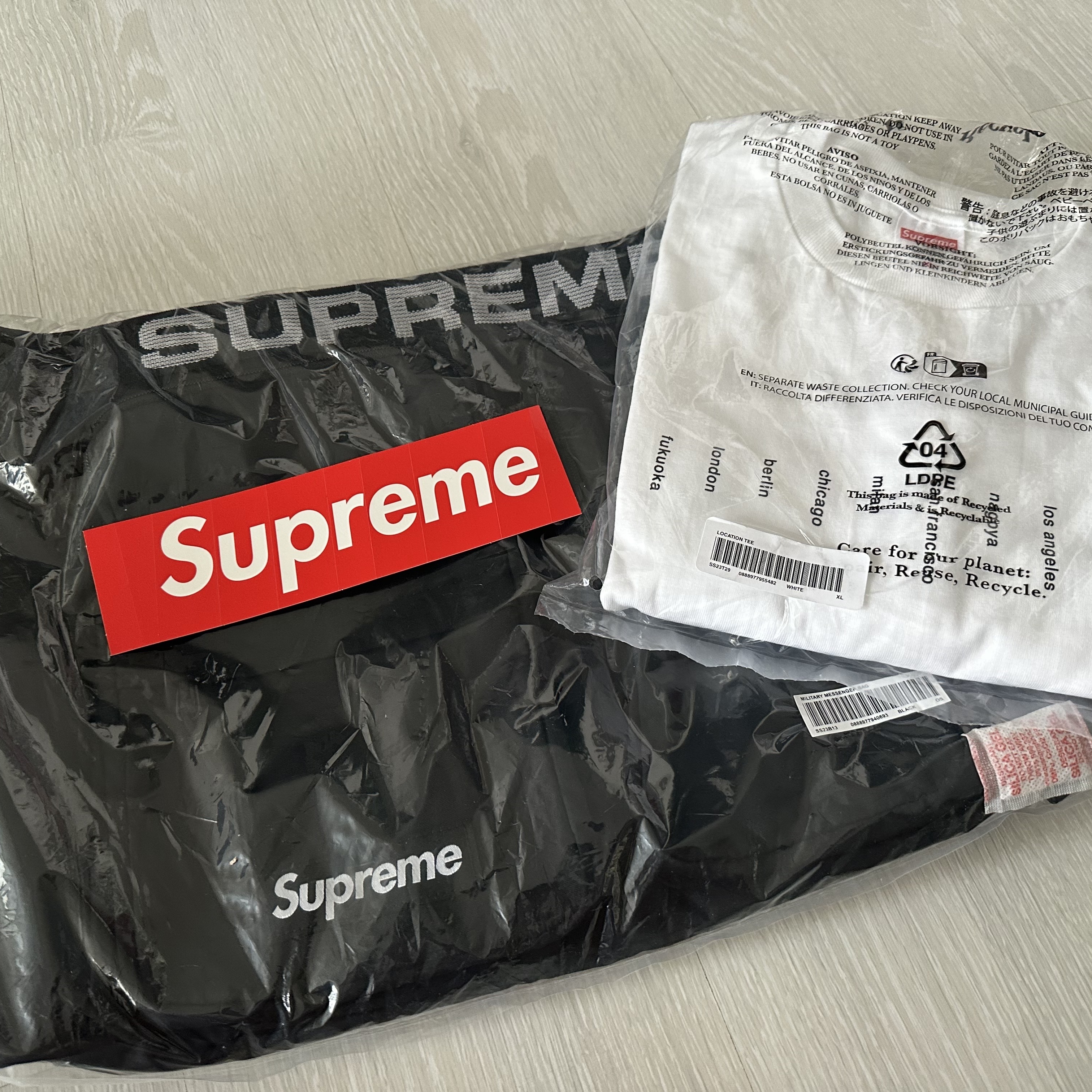 Supreme Waist Bag Black - 18SS, Supreme Shoulder Bag Olive - 22FW 착용 스타일 - 5