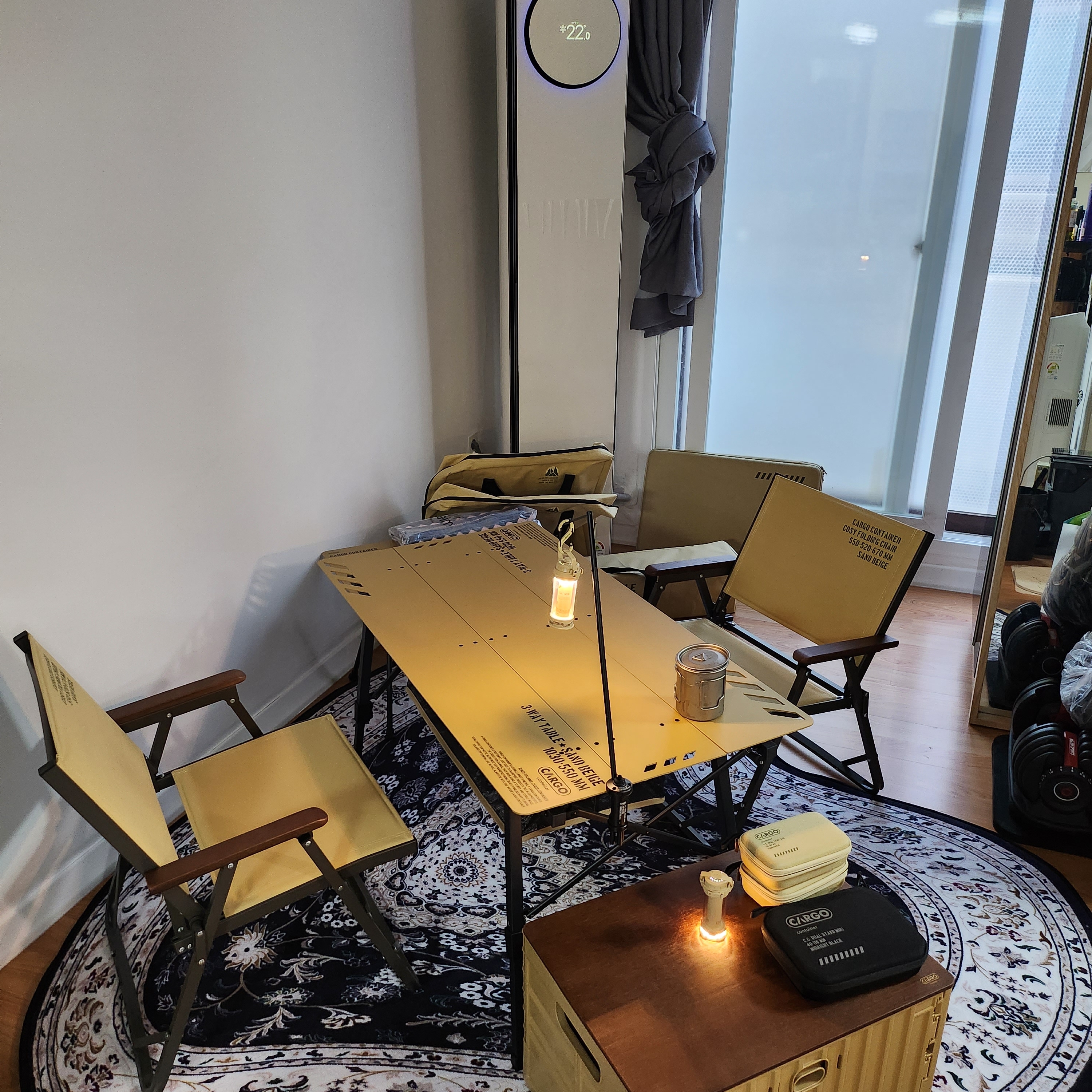 Say Touche Liquified Persian Rug Black (L) 착용 스타일