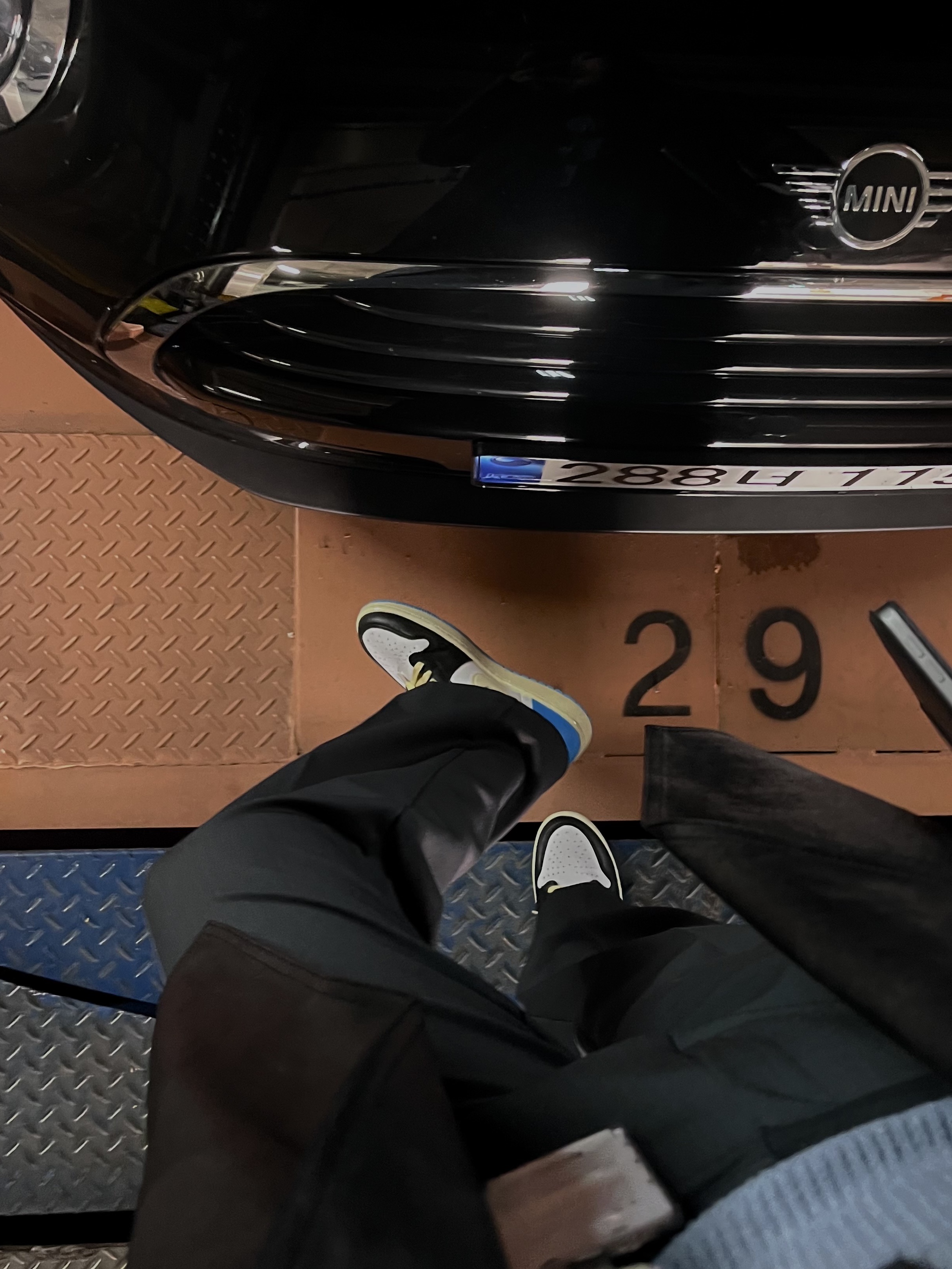 Jordan 1 Retro Low OG Black and Dark Powder Blue, IAB Studio Pigment Hoodie Royal Blue - 22FW 착용 스타일 - 2