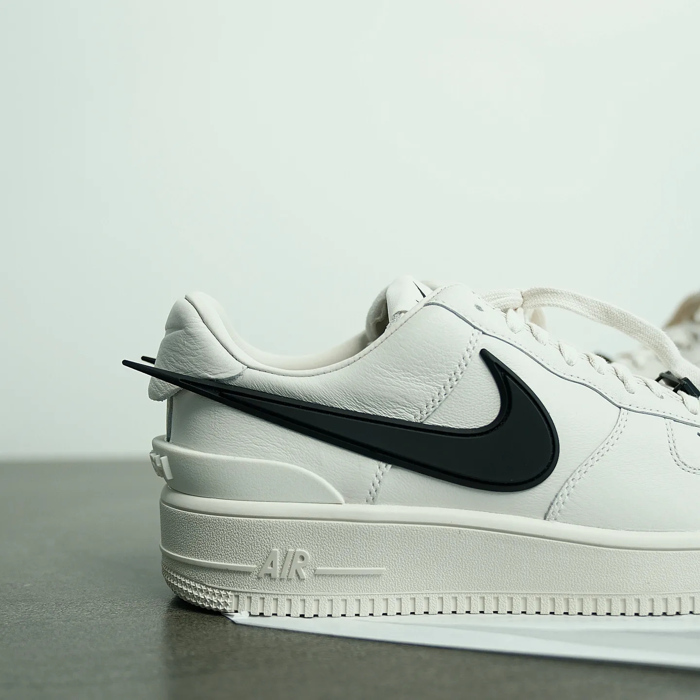 Nike x Ambush Air Force 1 Low SP Phantom 착용 스타일 - 2