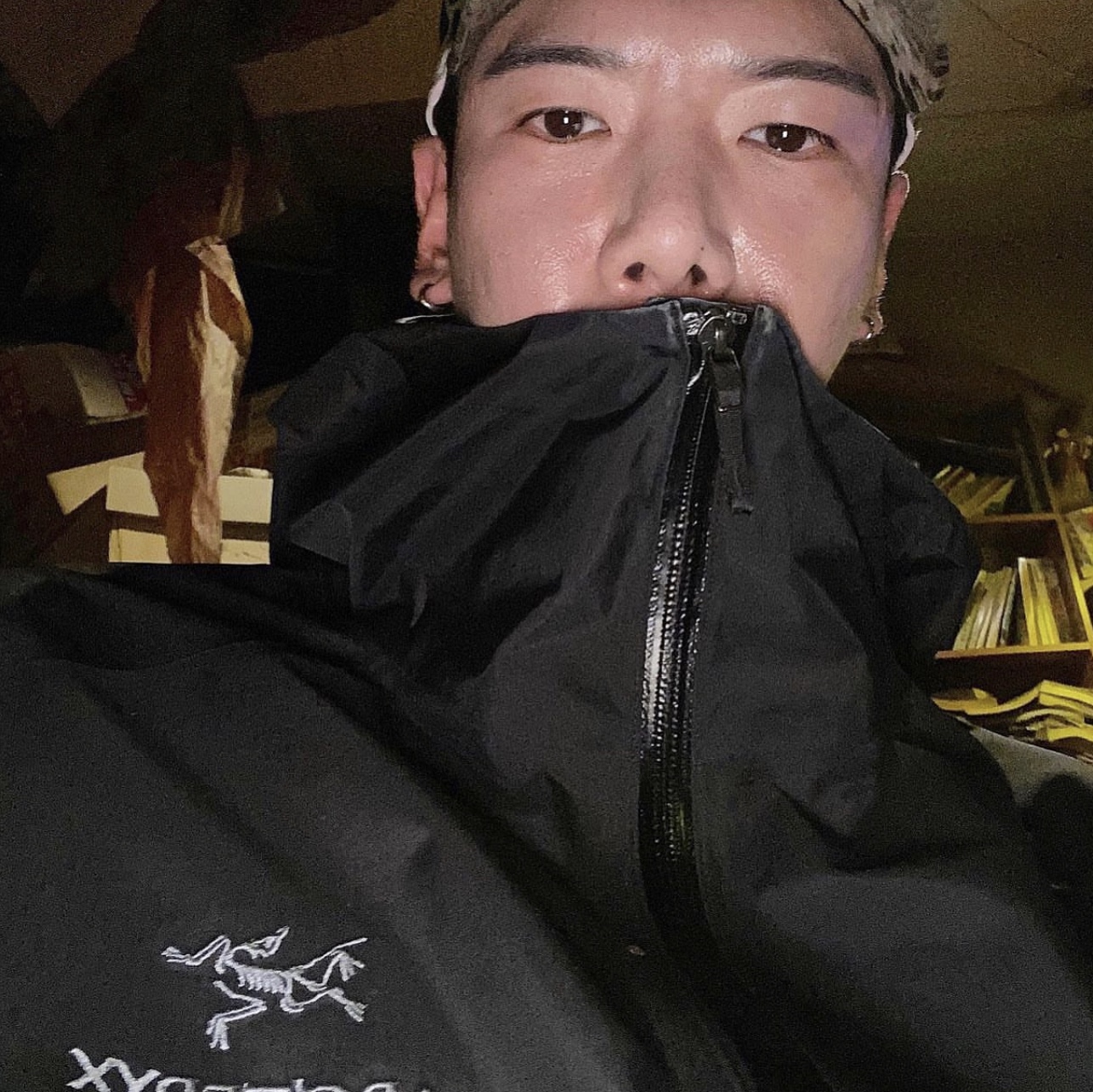 Supreme Gore-Tex Paclite Camp Cap Brown Prym1 Camo - 22SS, Arc'teryx Zeta SL Jacket Black 착용 스타일