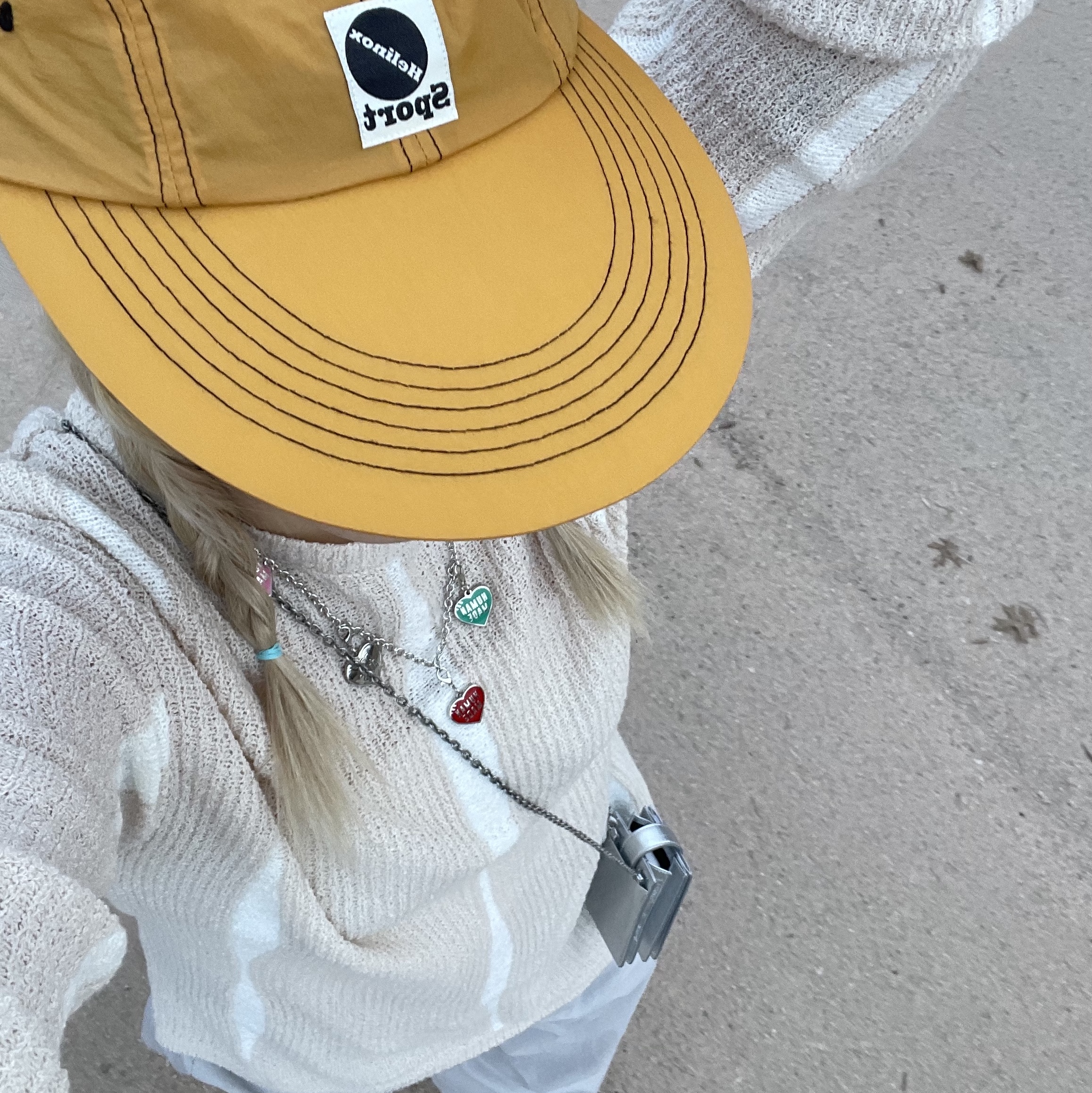 Human Made Five Heart Necklace Silver, Helinox x Heritagefloss Nylon Washer Long Bill Cap Mustard 착용 스타일