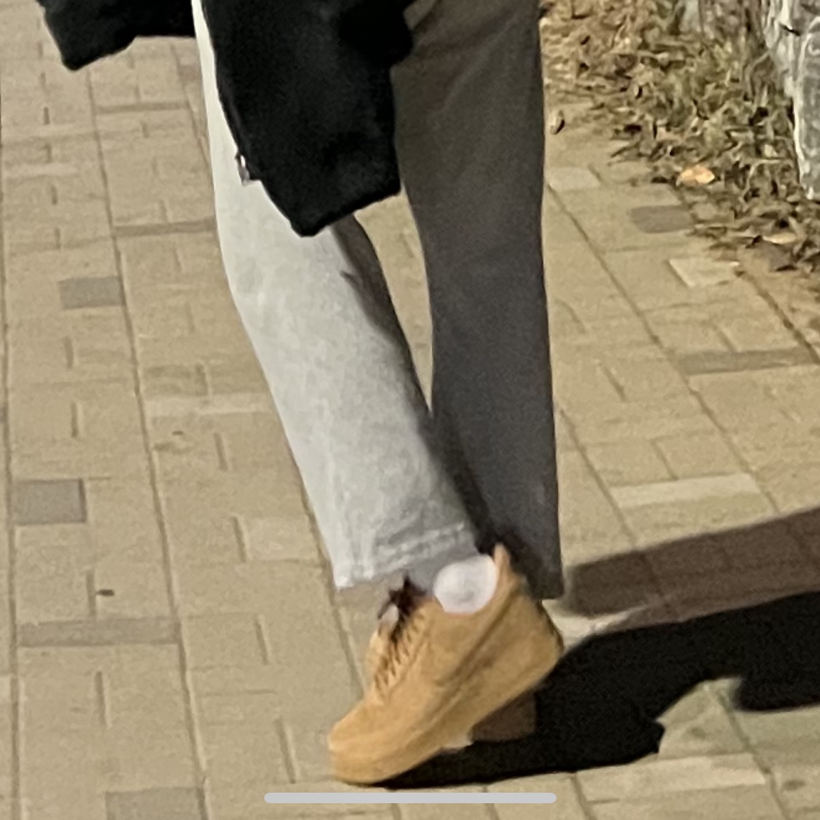 Nike Air Force 1 '07 WB Flax 착용 스타일