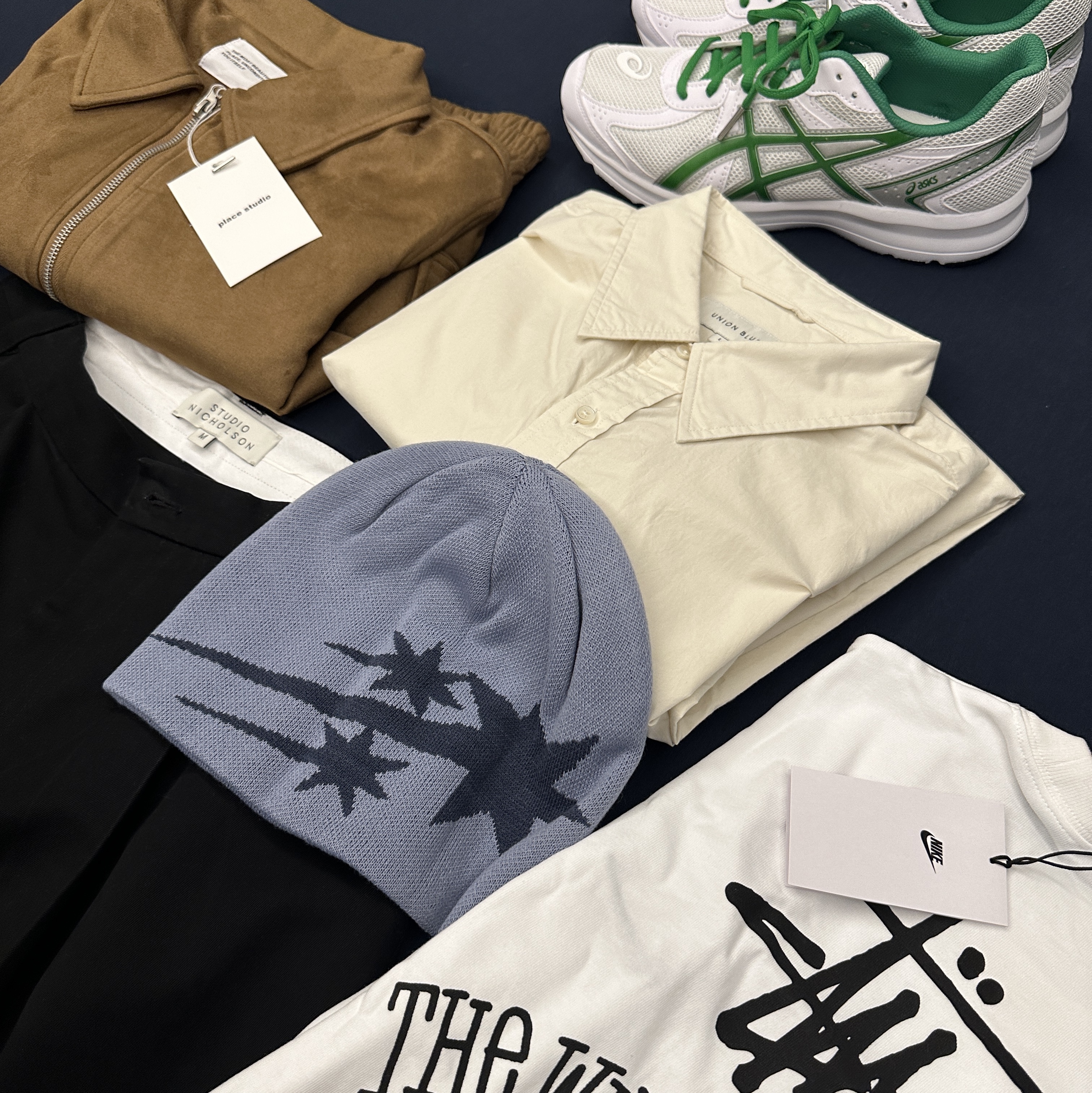 Asics Jog 100 S White Green - 2E Wide, Nike x Stussy T-Shirt White (DV1774-100) 착용 스타일