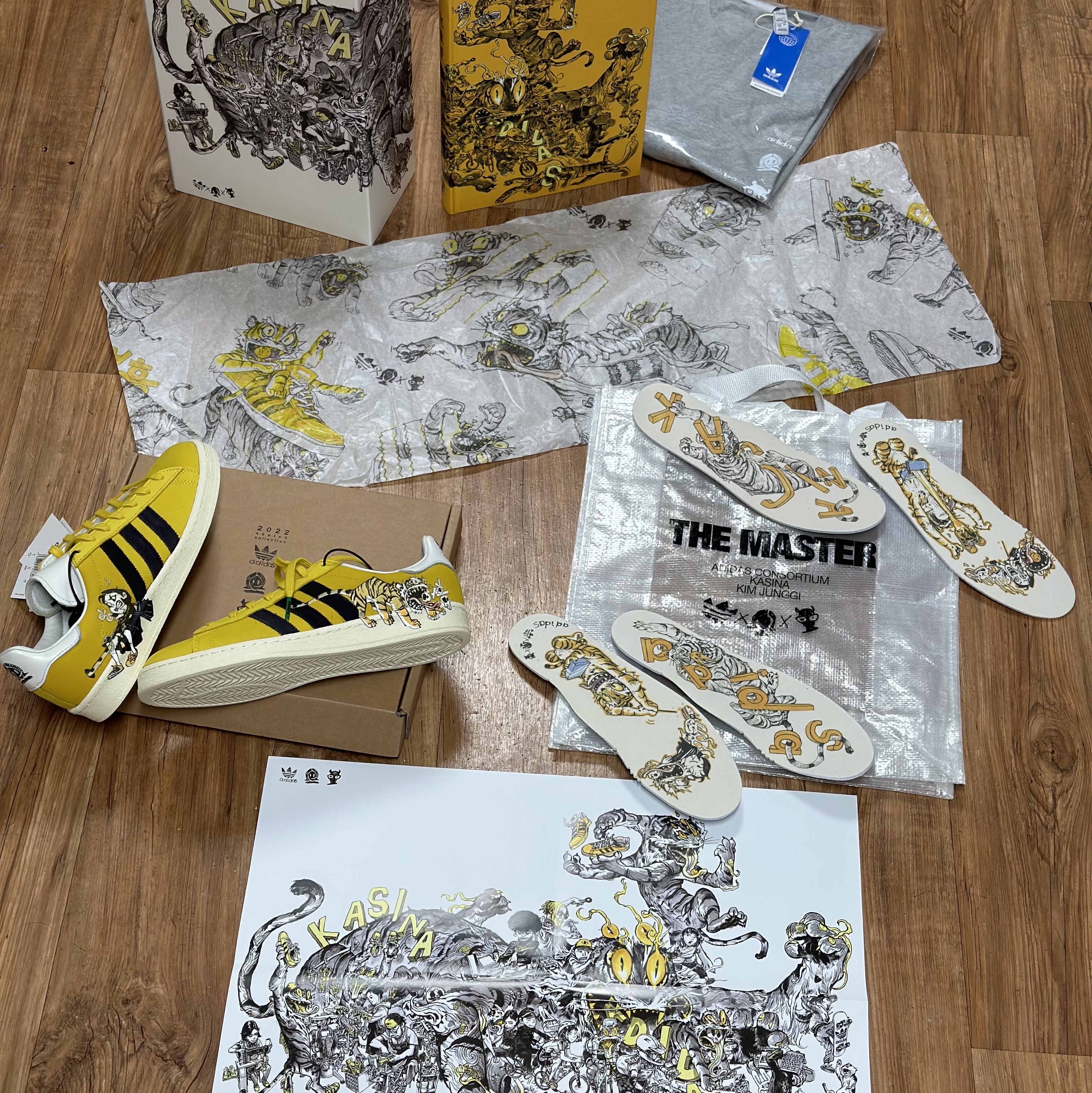 Adidas x Kasina x Kim Jung Gi Campus Hazy Yellow (Special Package) 착용 스타일 - 1
