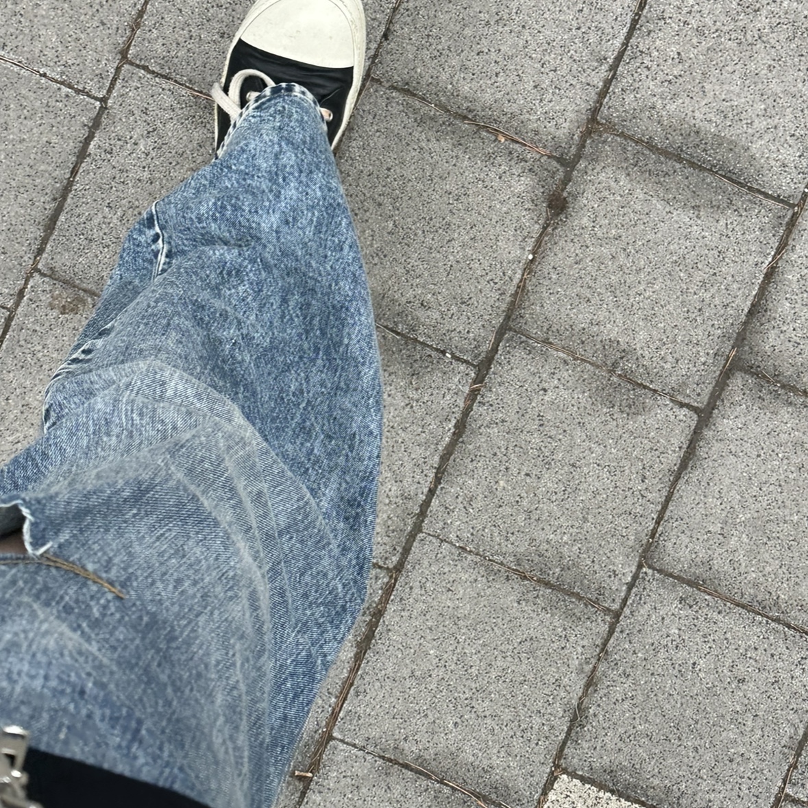 Rick Owens Full Grain Calf Leather Sneakers Black Milk White 착용 스타일