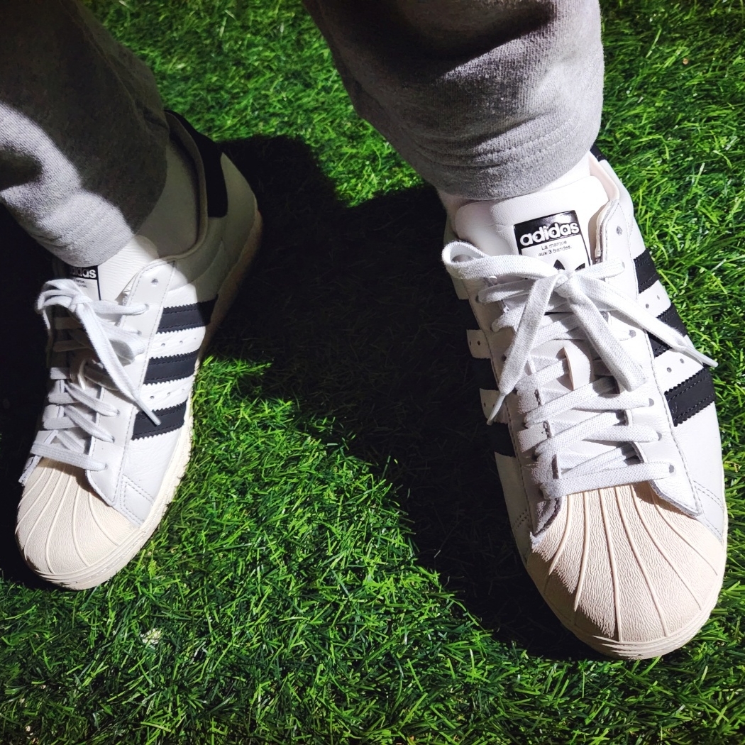 Adidas Superstar Recon White Black 착용 스타일 - 4