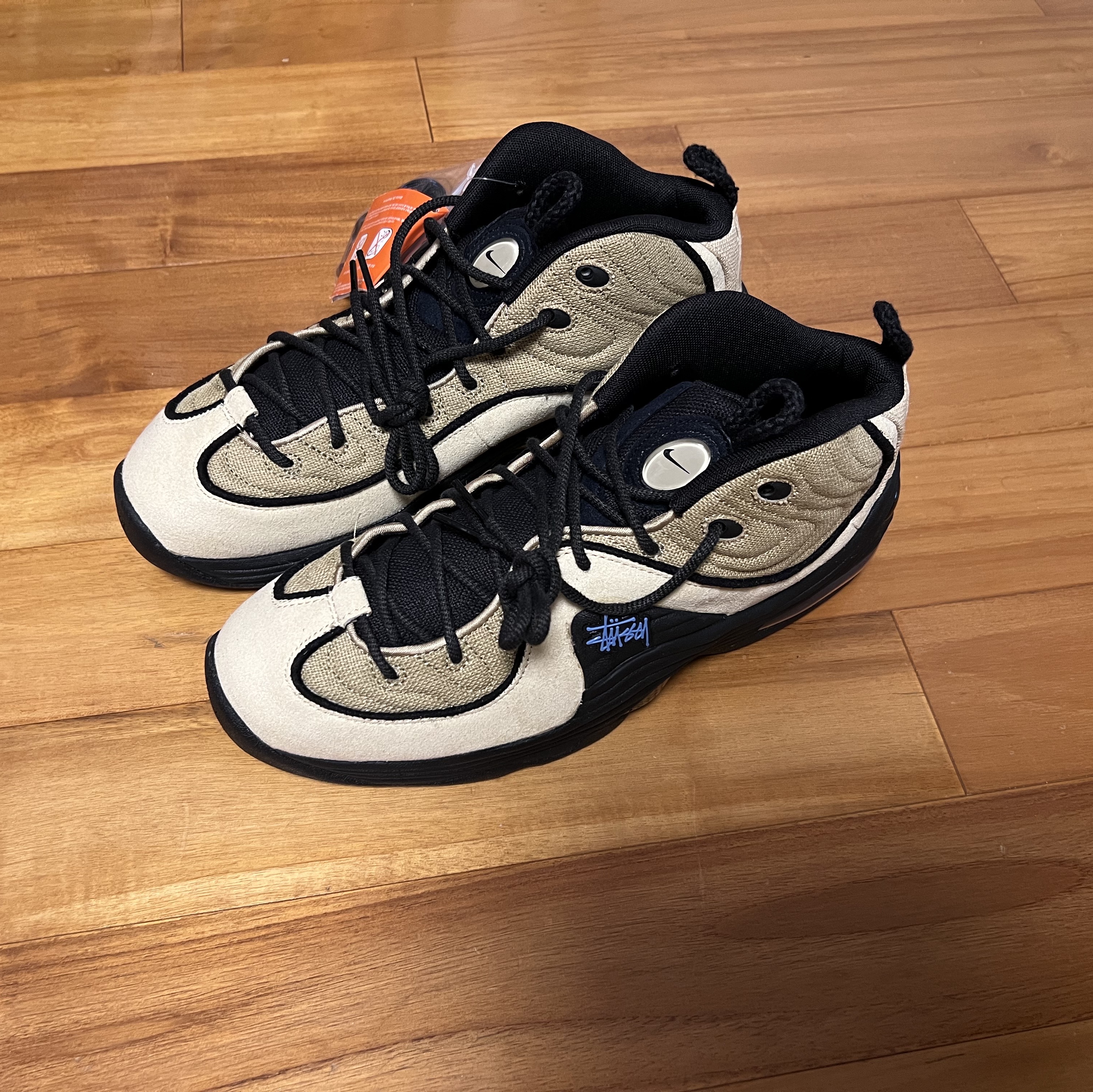 Nike x Stussy Air Penny II Rattan and Limestone 착용 스타일