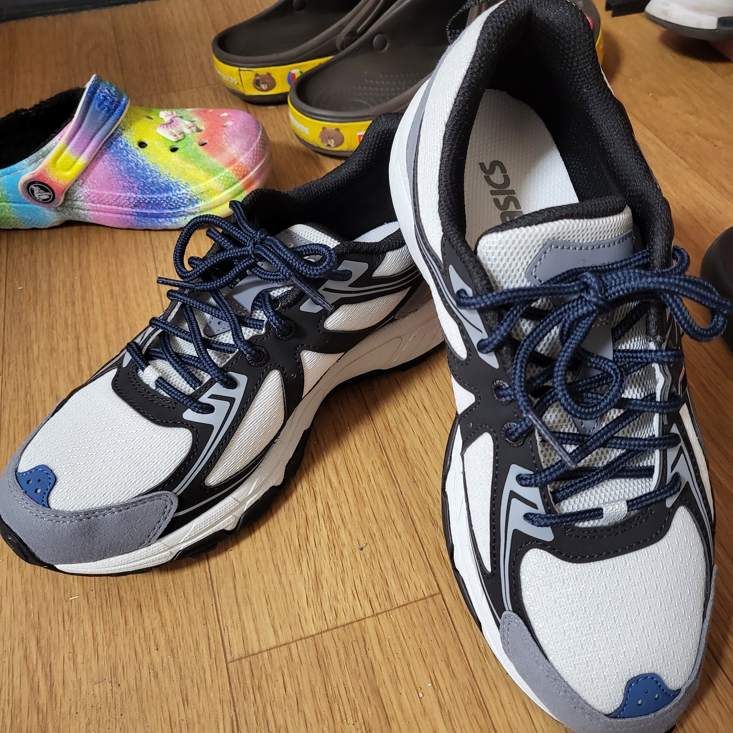 Asics Gel-Venture 6 SPS Glacier Grey 착용 스타일 - 1