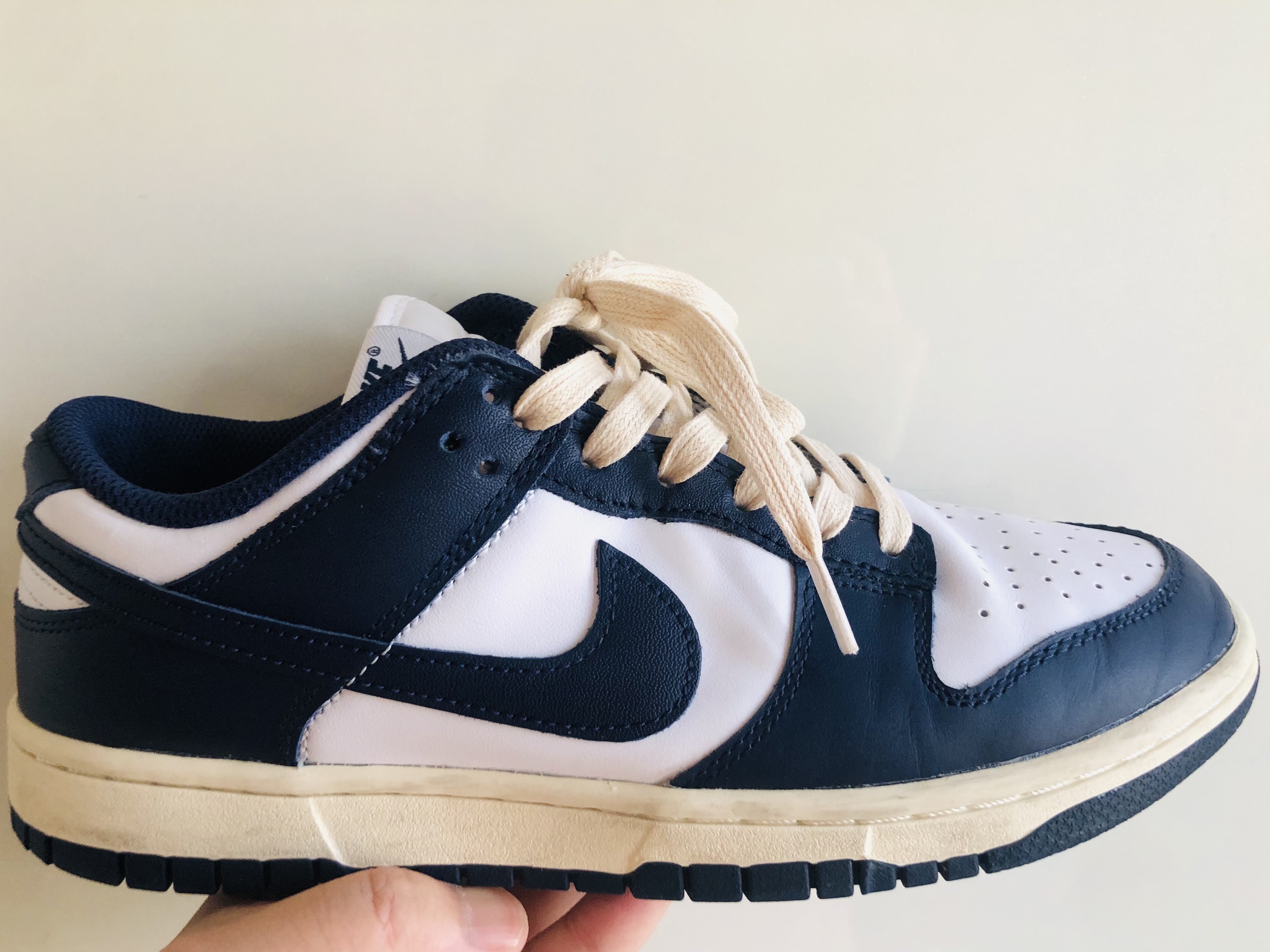 (W) Nike Dunk Low Vintage Midnight Navy 착용 스타일