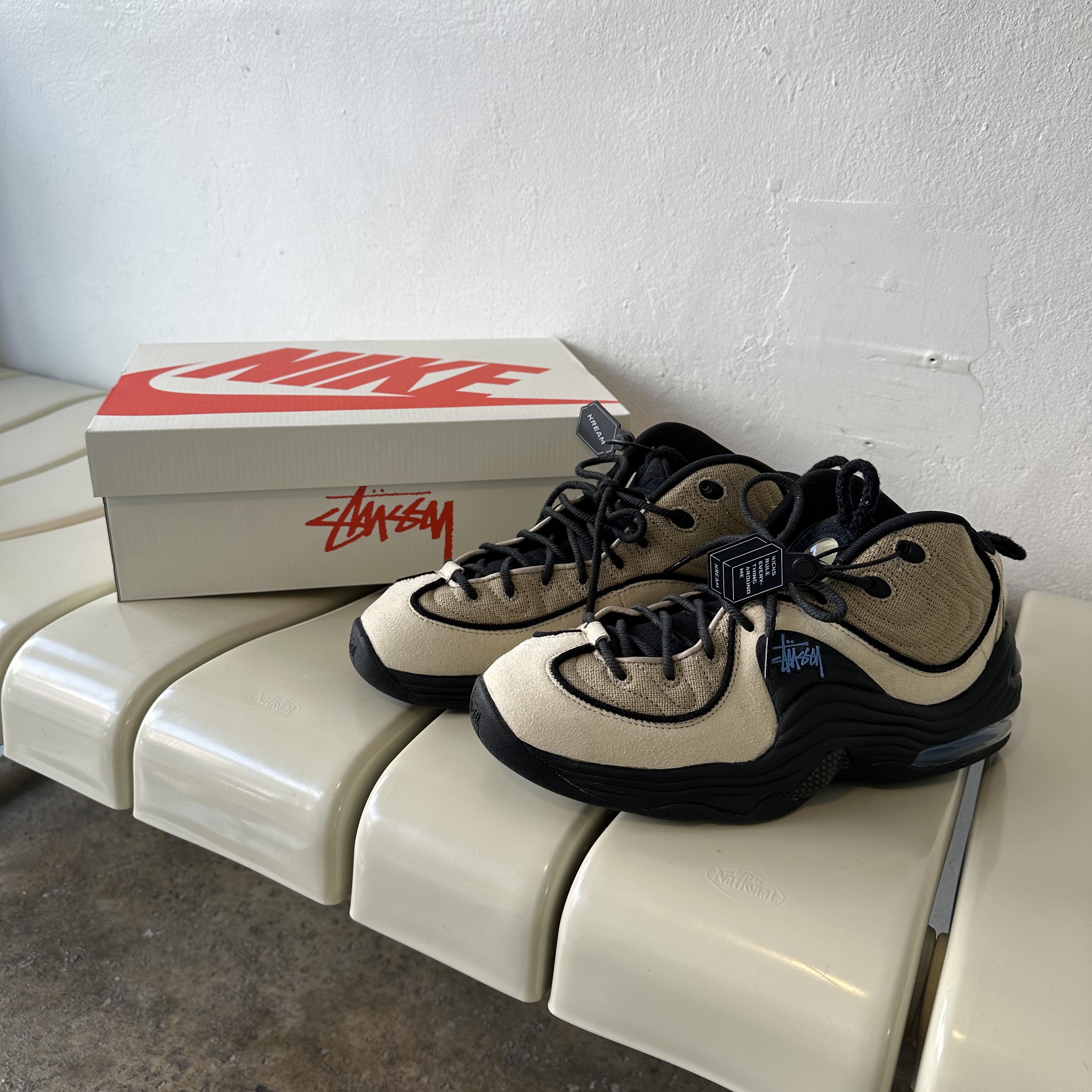 Nike x Stussy Air Penny II Rattan and Limestone 착용 스타일 - 3