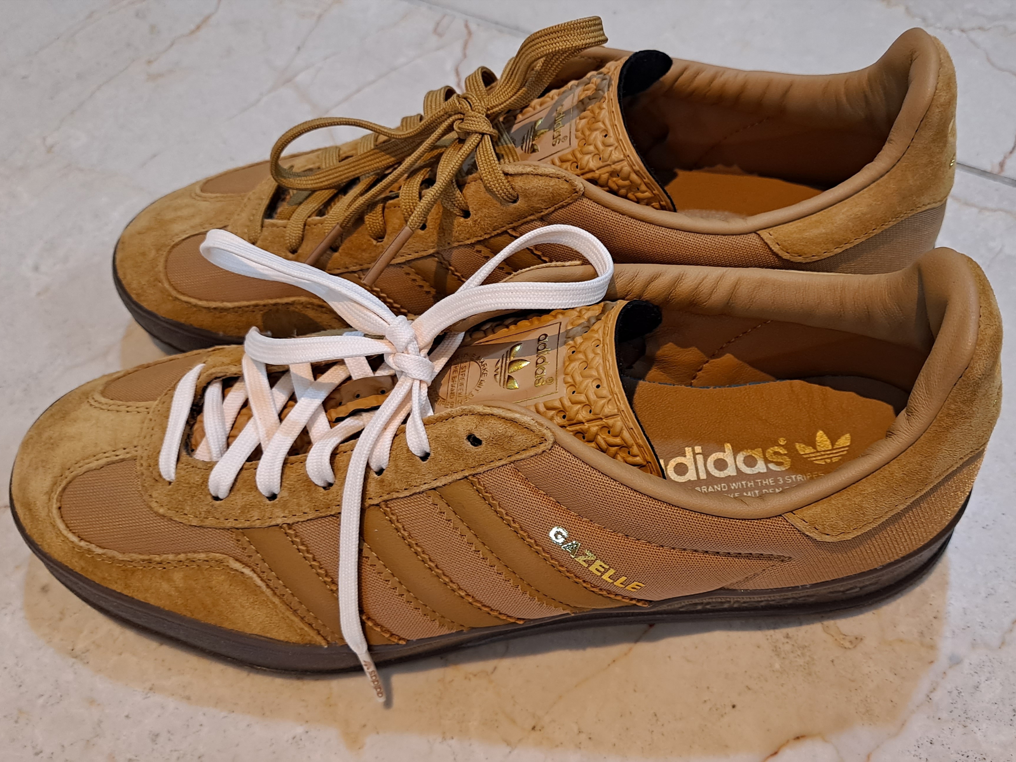 Adidas Gazelle Indoor Mesa 착용 스타일