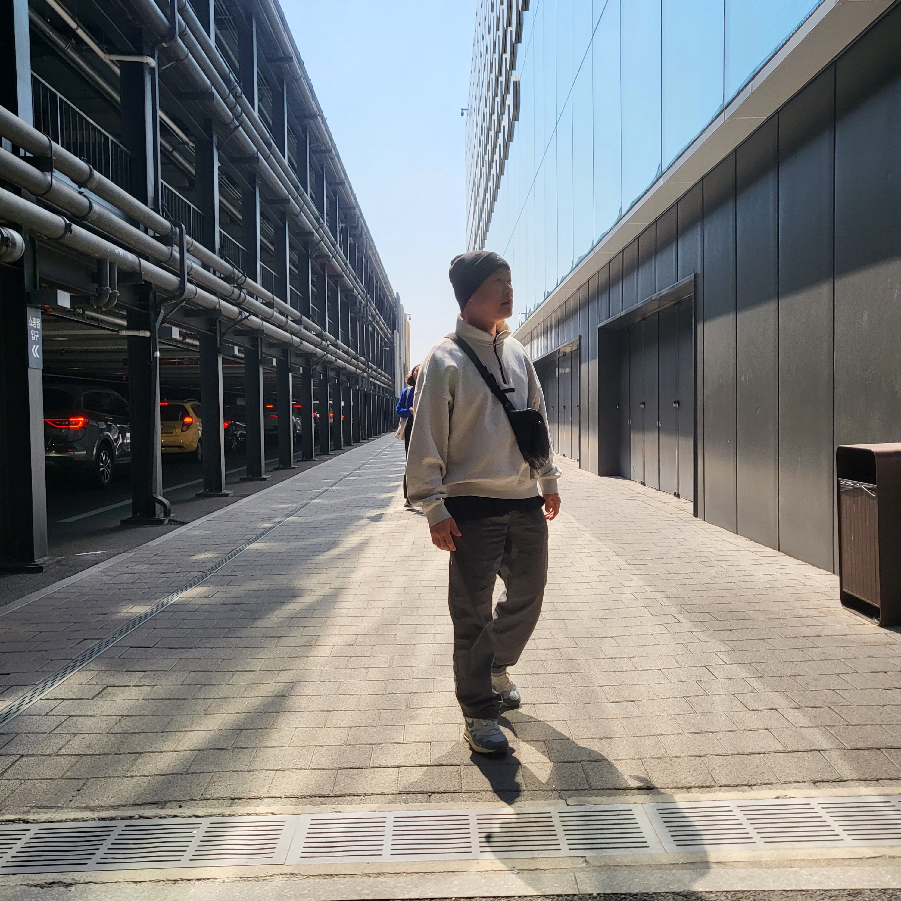 Nike x Stussy NRG Cuffed Beanie Black, Essentials Mockneck Half-Zip Oatmeal - 21SS 착용 스타일