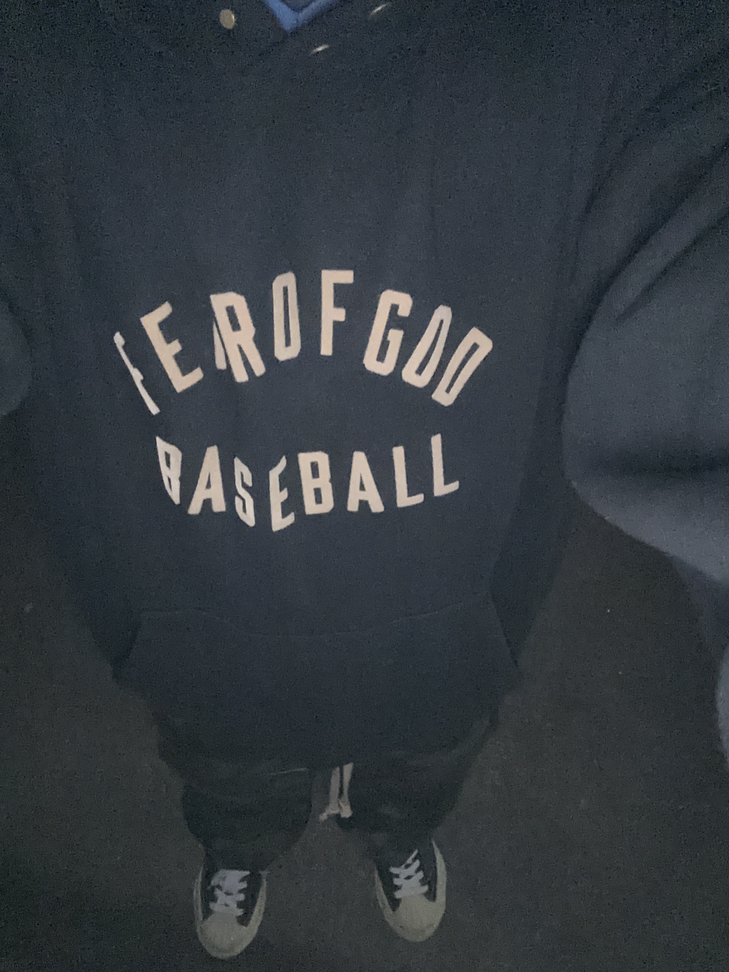 Fear of God Baseball Hoodie Vintage Black 착용 스타일 - 1