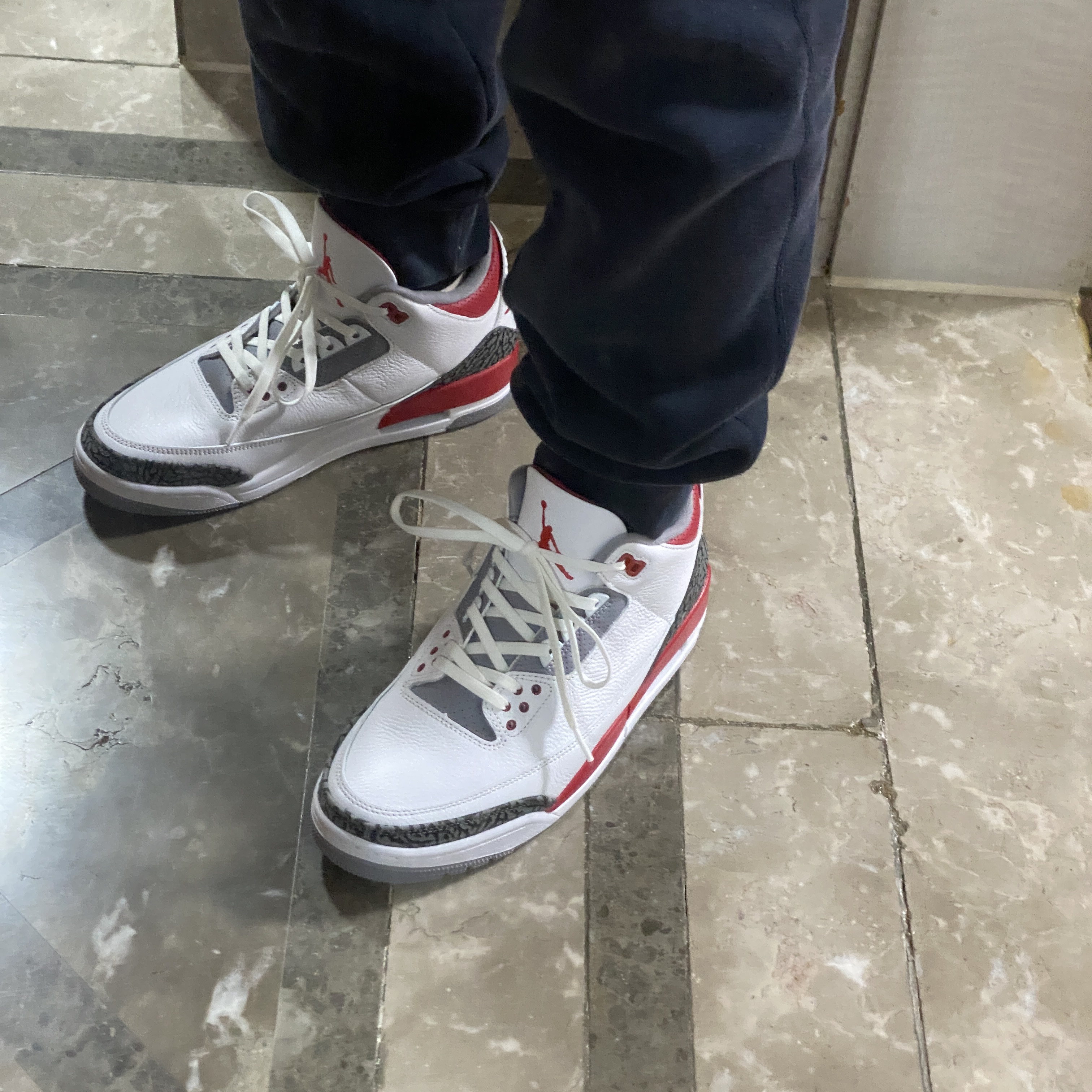 Jordan 3 Retro Fire Red 2022 착용 스타일 - 4