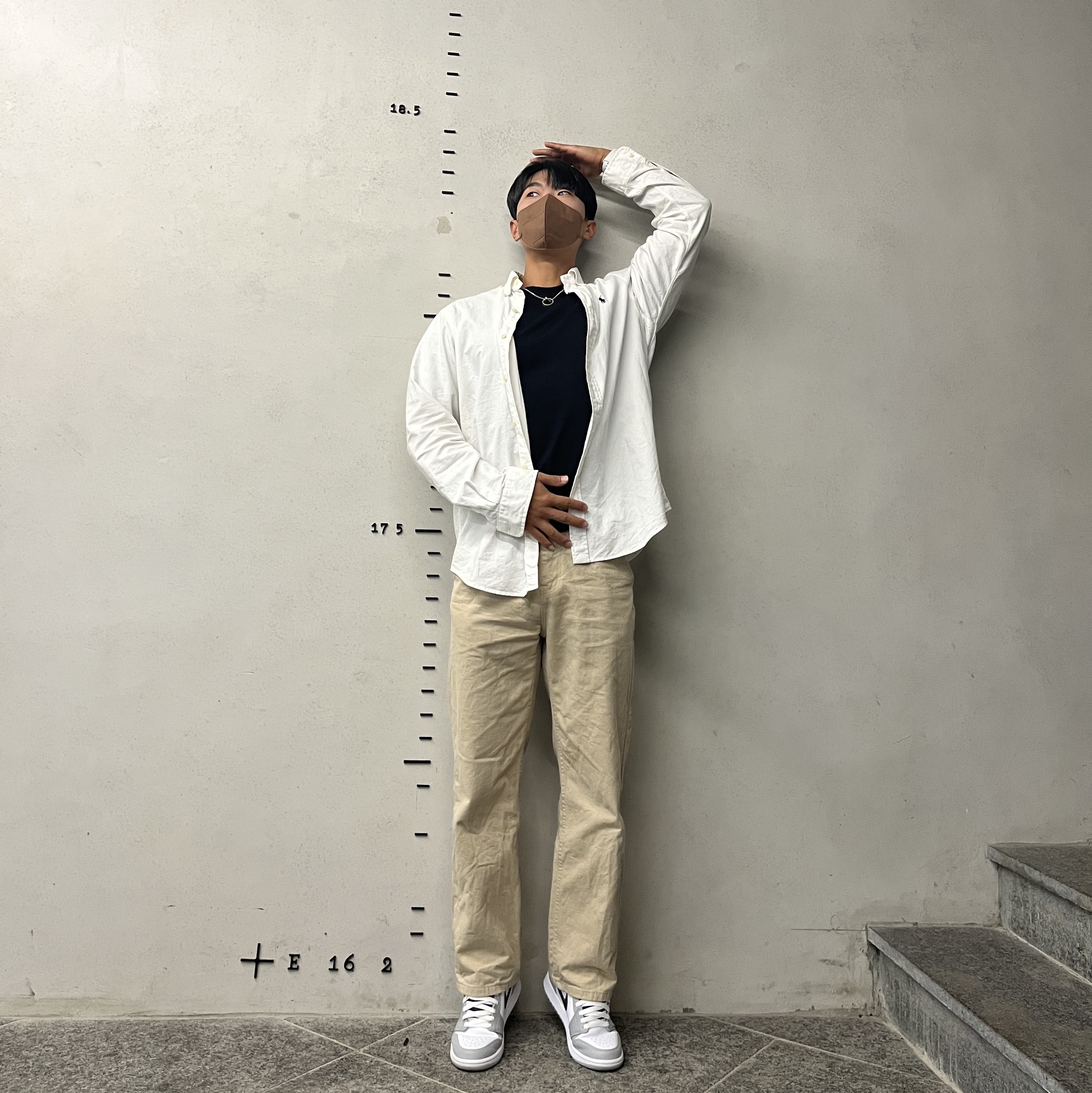 Jordan 1 Mid Light Smoke Grey, Gucci Ghost Ring Silver 6mm 착용 스타일