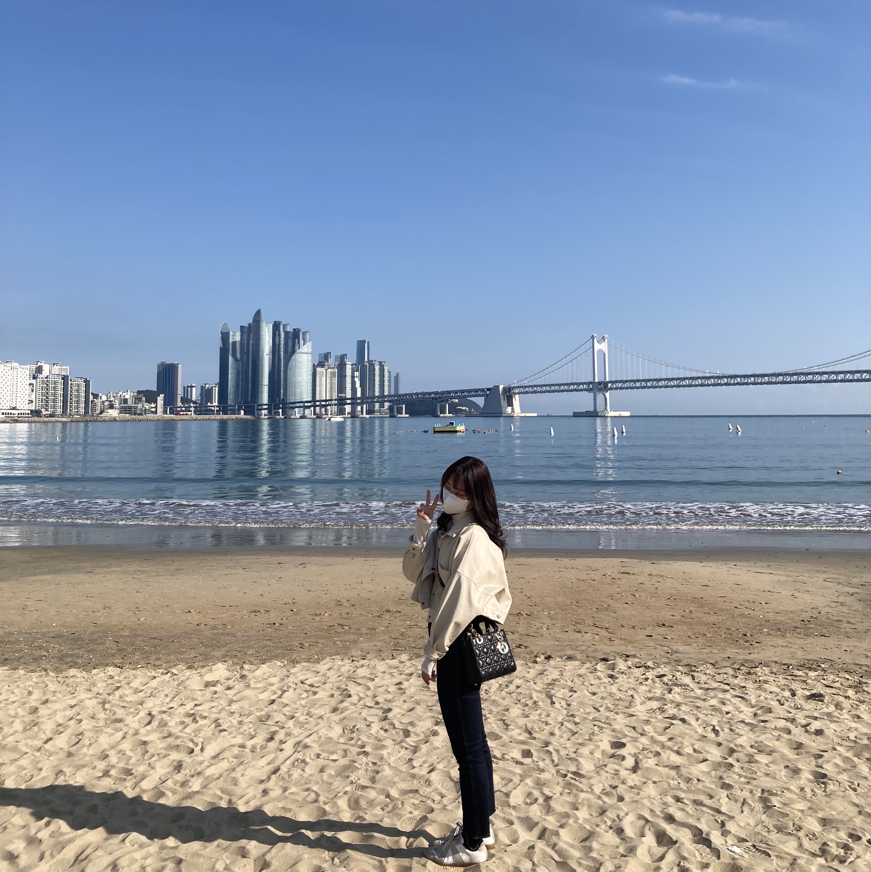 Dior Small Lady Bag My ABCDior Cannage Lambskin Black, Maison Margiela Calfskin Replica Sneakers 착용 스타일 - 2