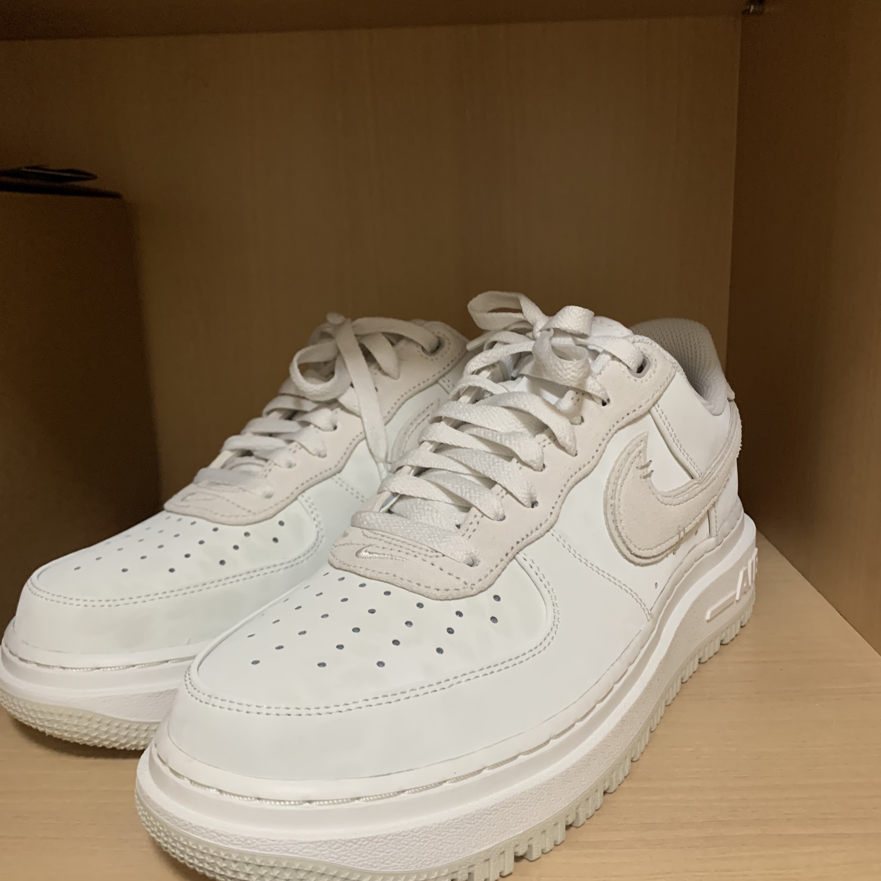 Nike Air Force 1 Luxe Summit White 착용 스타일
